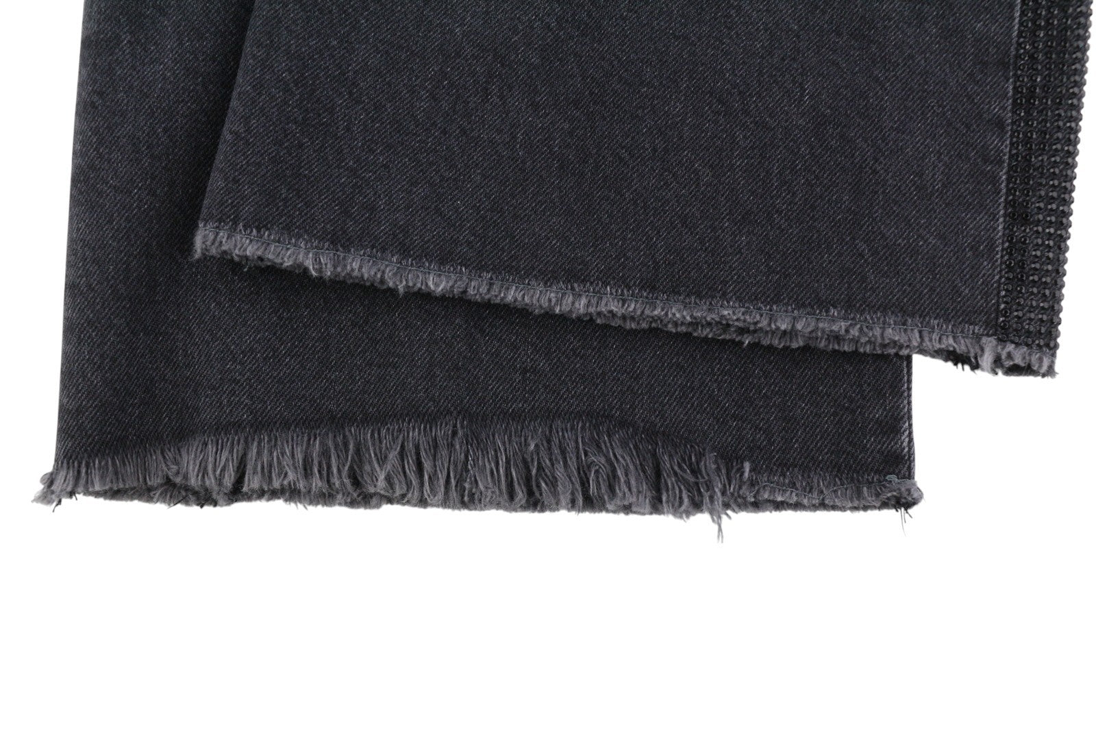 PT TORINO Tracy moteriški džinsai W26 juodi tiesūs cirkonio akmenėliais šone iki kulkšnies 