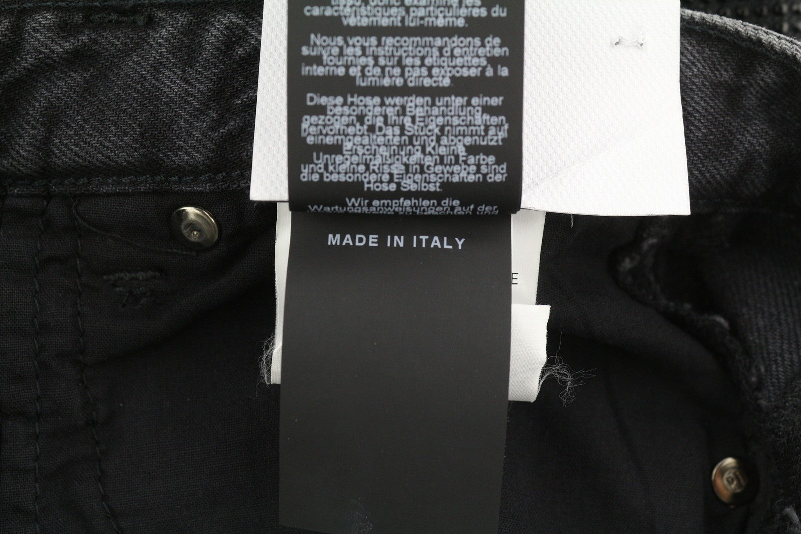 PT TORINO Tracy moteriški džinsai W26 juodi tiesūs cirkonio akmenėliais šone iki kulkšnies 