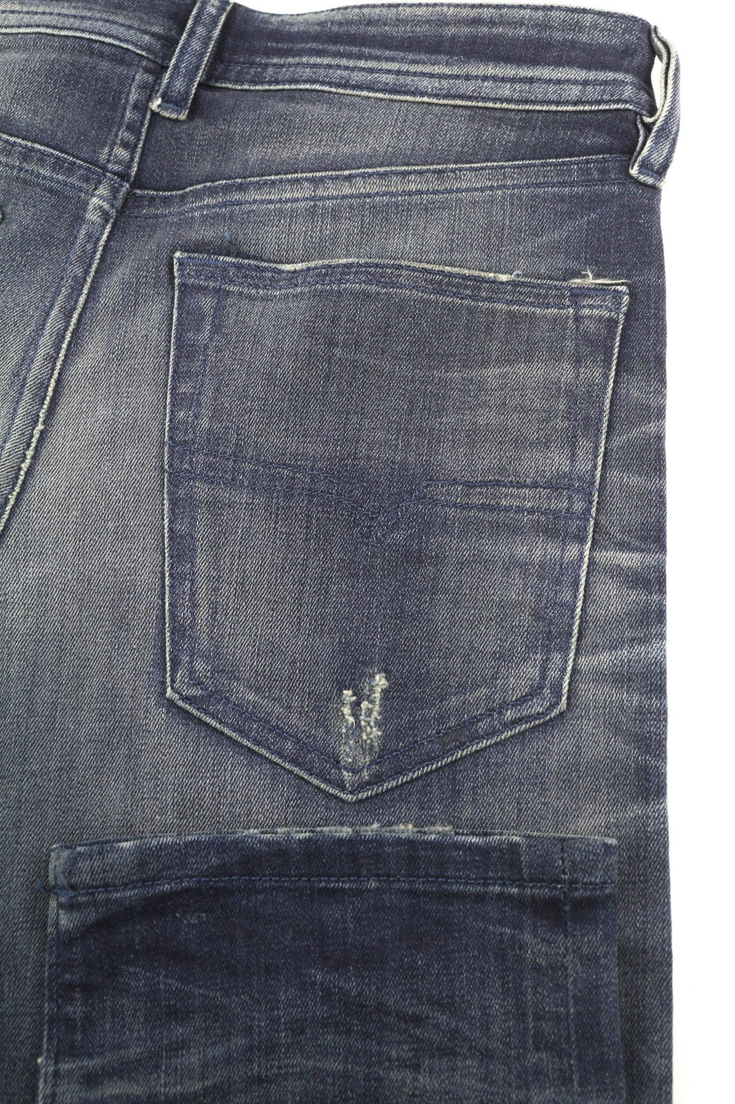 DIESEL Buster 0854S vyriški džinsai W26/L32 Slim su sagomis, plėšyti, skalbti. 