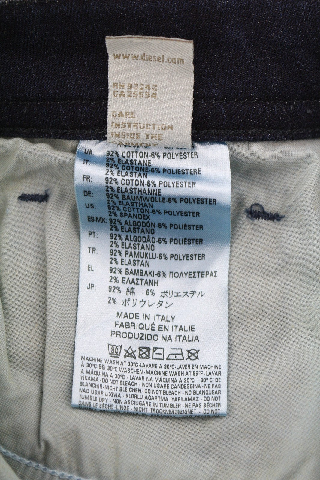 DIESEL Buster 0854S vyriški džinsai W26/L32 Slim su sagomis, plėšyti, skalbti. 