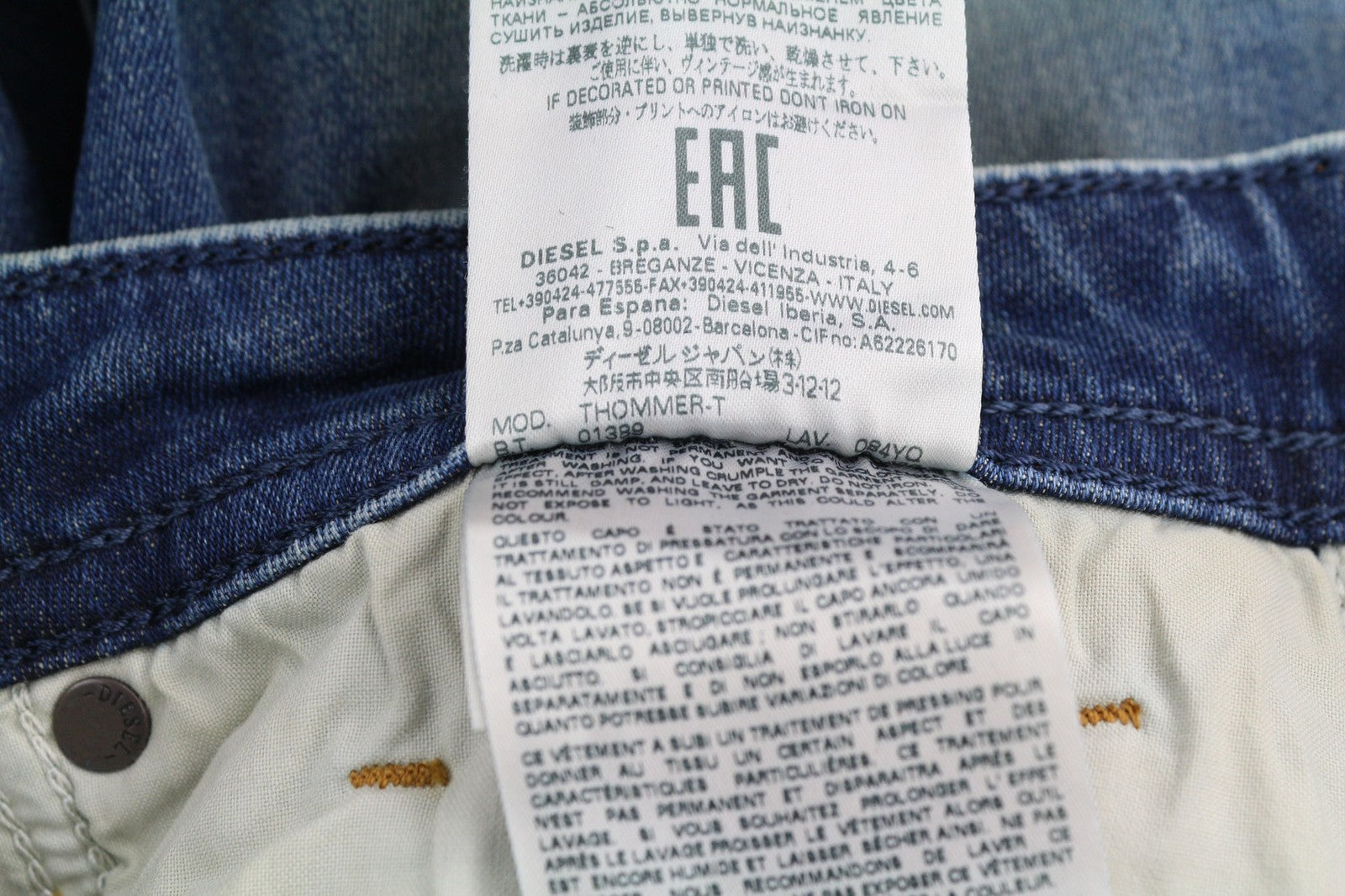 DIESEL Thommer-T 084YQ Vyriški džinsai W27 Jogg Sweat Stretch Slim Washed Mėlyna 