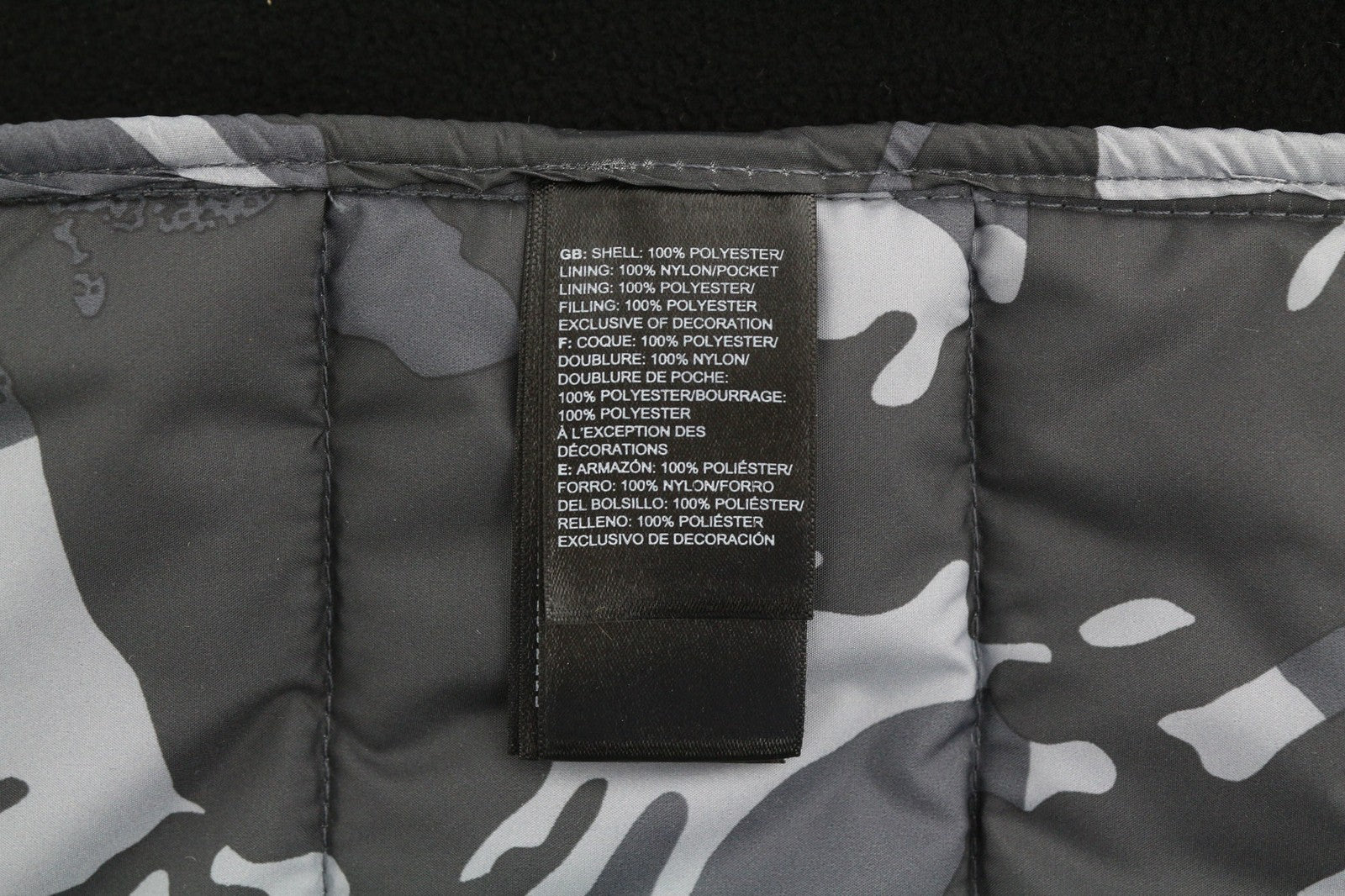 „THE NORTH FACE“ nauja vatinė vyriška liemenė XS su užtrauktuku, izoliacija, dygsniuota, kamufliažinė 