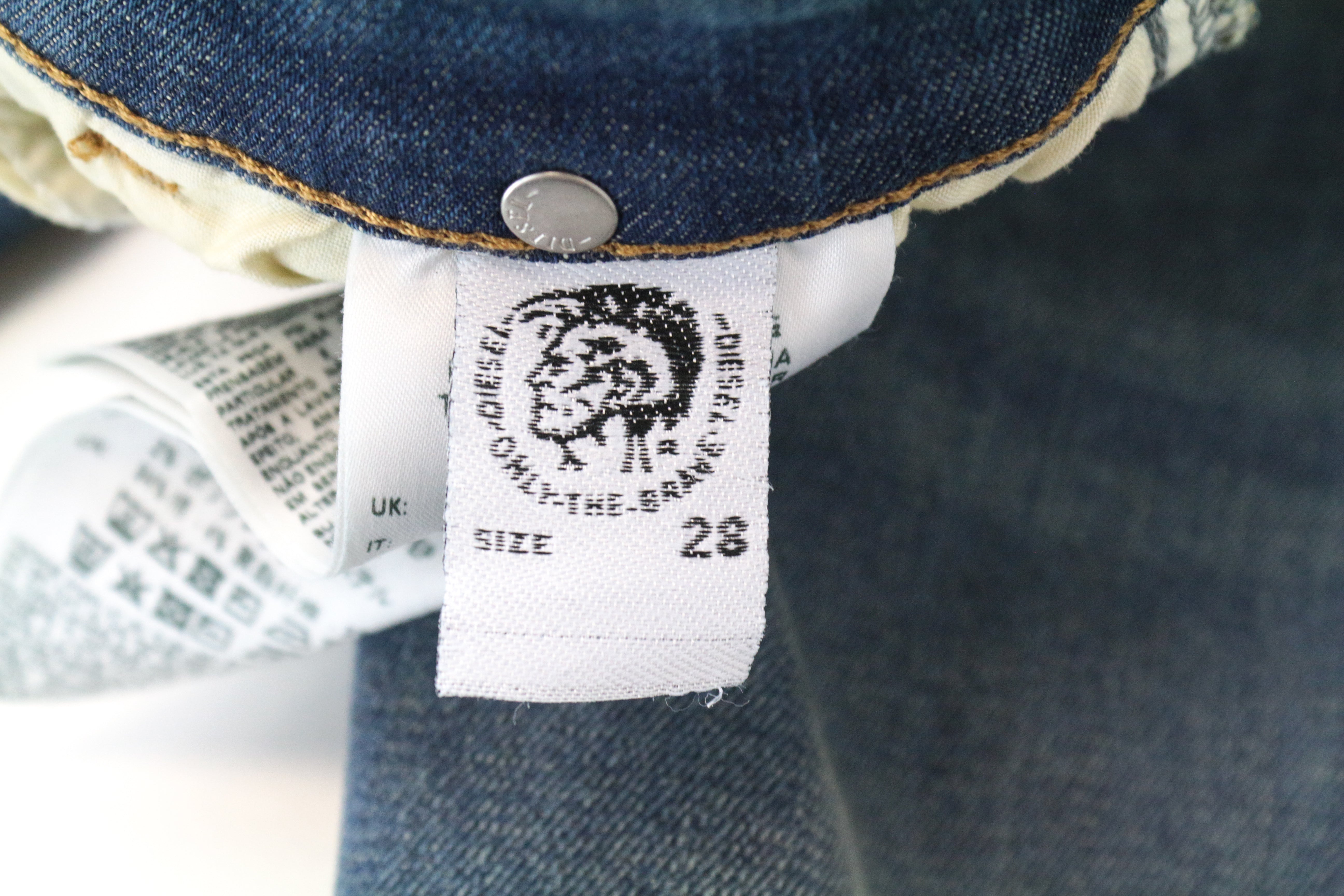 DIESEL Slandy-High 085AZ moteriški bateliai W28/L32 mėlyni, itin aptempti, tamprūs, skalbti 