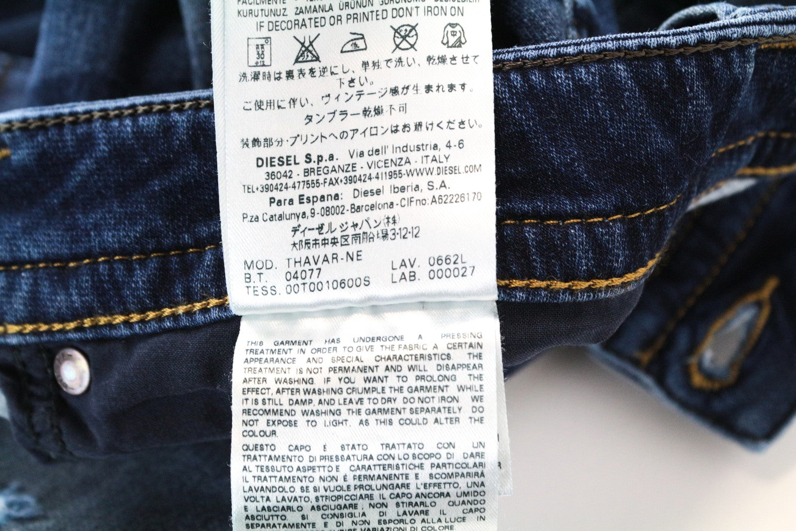 DIESEL Thavar-NE 0662L vyriški džinsai W28 Ripped Jogg mėlyni, tamprūs, ploni 