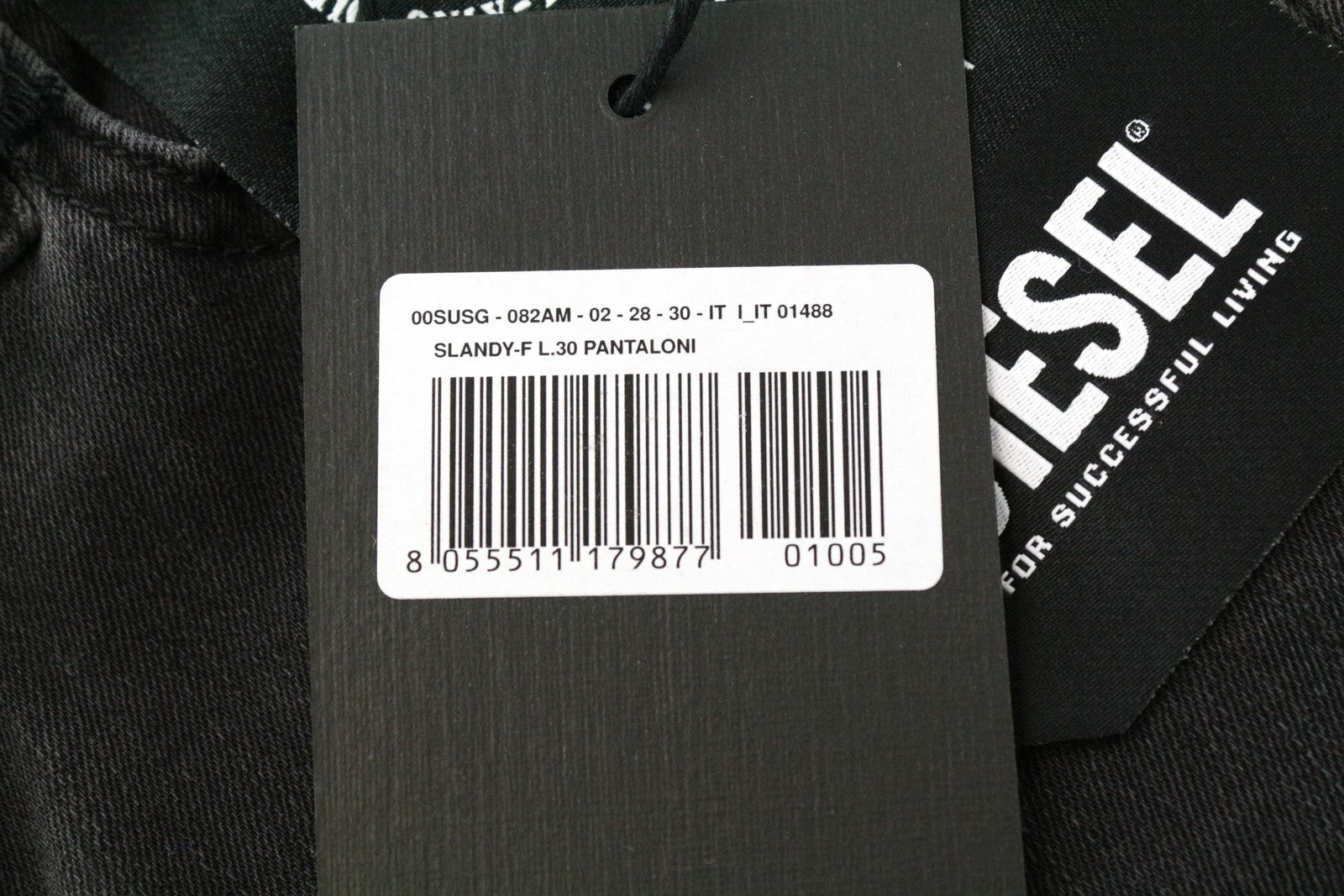 DIESEL Slandy-F 082AM moteriški pilki, ploni, itin aptempti džinsai iš medvilnės, W28/L30 