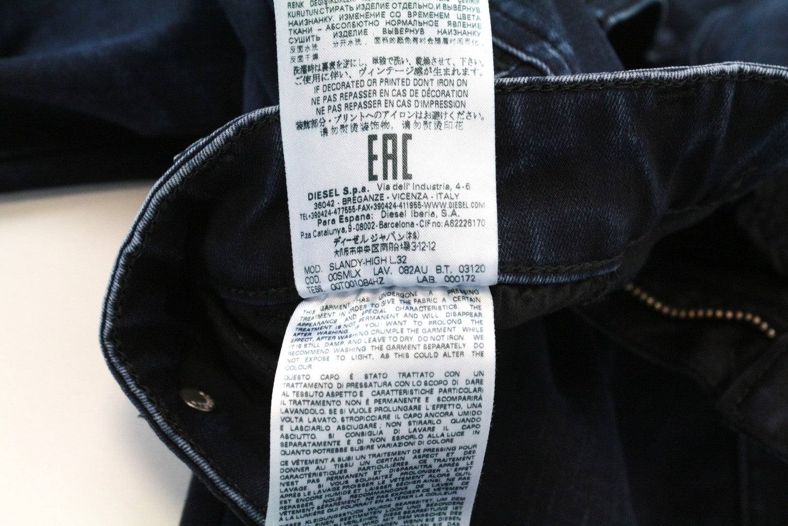 DIESEL Slandy-High 082AU moteriški džinsai W26/L32 itin aptempti, mėlyni, tamprūs medvilniniai džinsai 