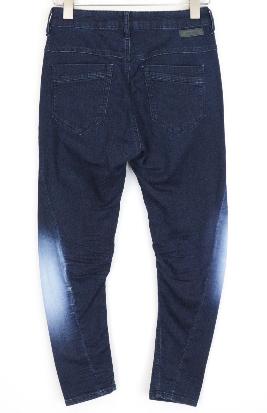 DIESEL Fayza-Ne 0687D moteriški džinsai W25 mėlyni Jogg Boyfriend Fit tamprūs skalbinių rašto džinsai 