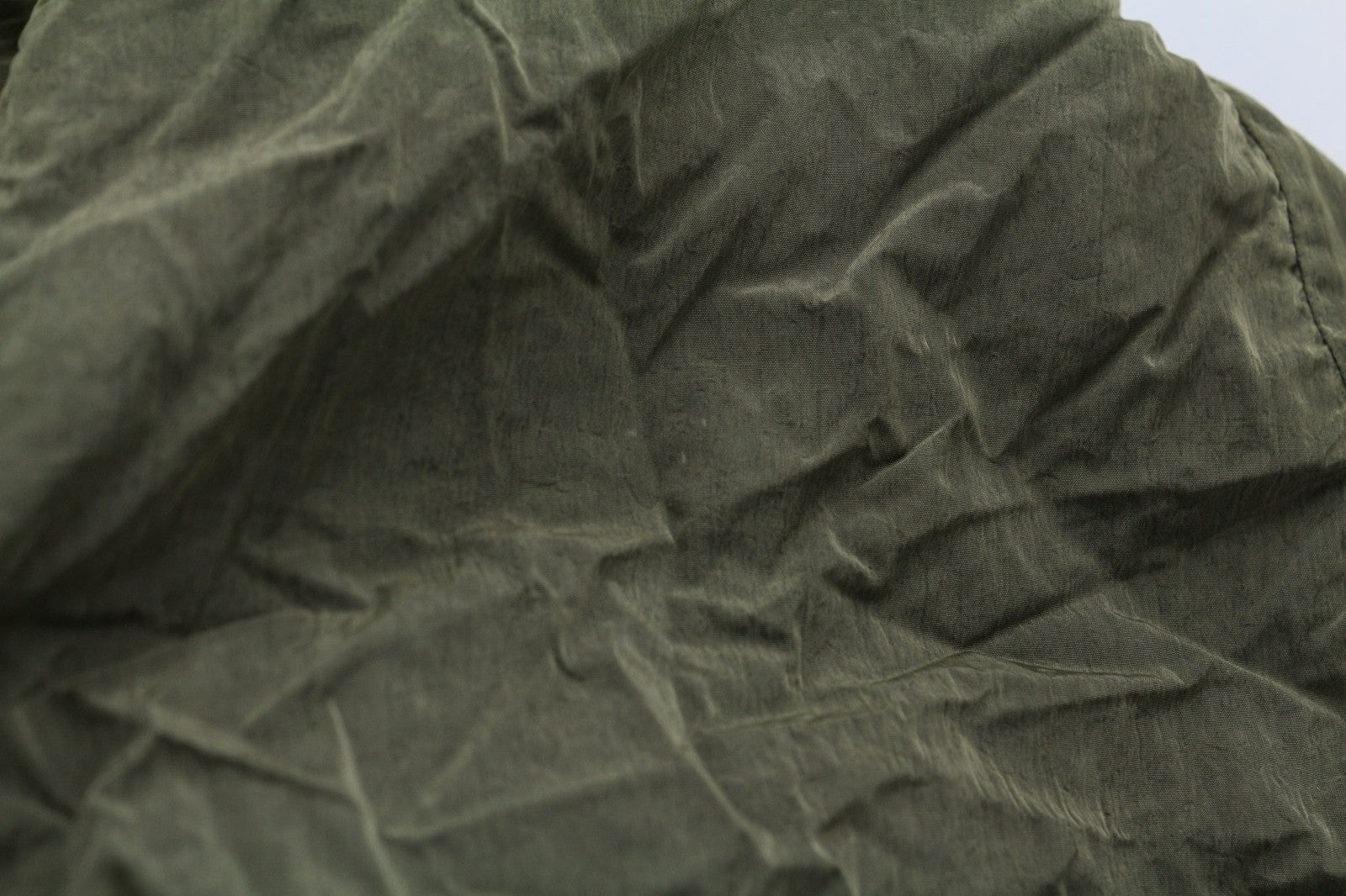 TOMMY JEANS vyriška striukė S dydis, žalia, skalbta, su užtrauktuku, lengva. 