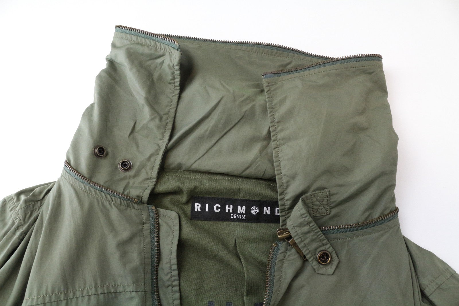 RICHMOND vyriška 48 žalia lengva laisvalaikio ilgarankovė vienaeilė striukė 