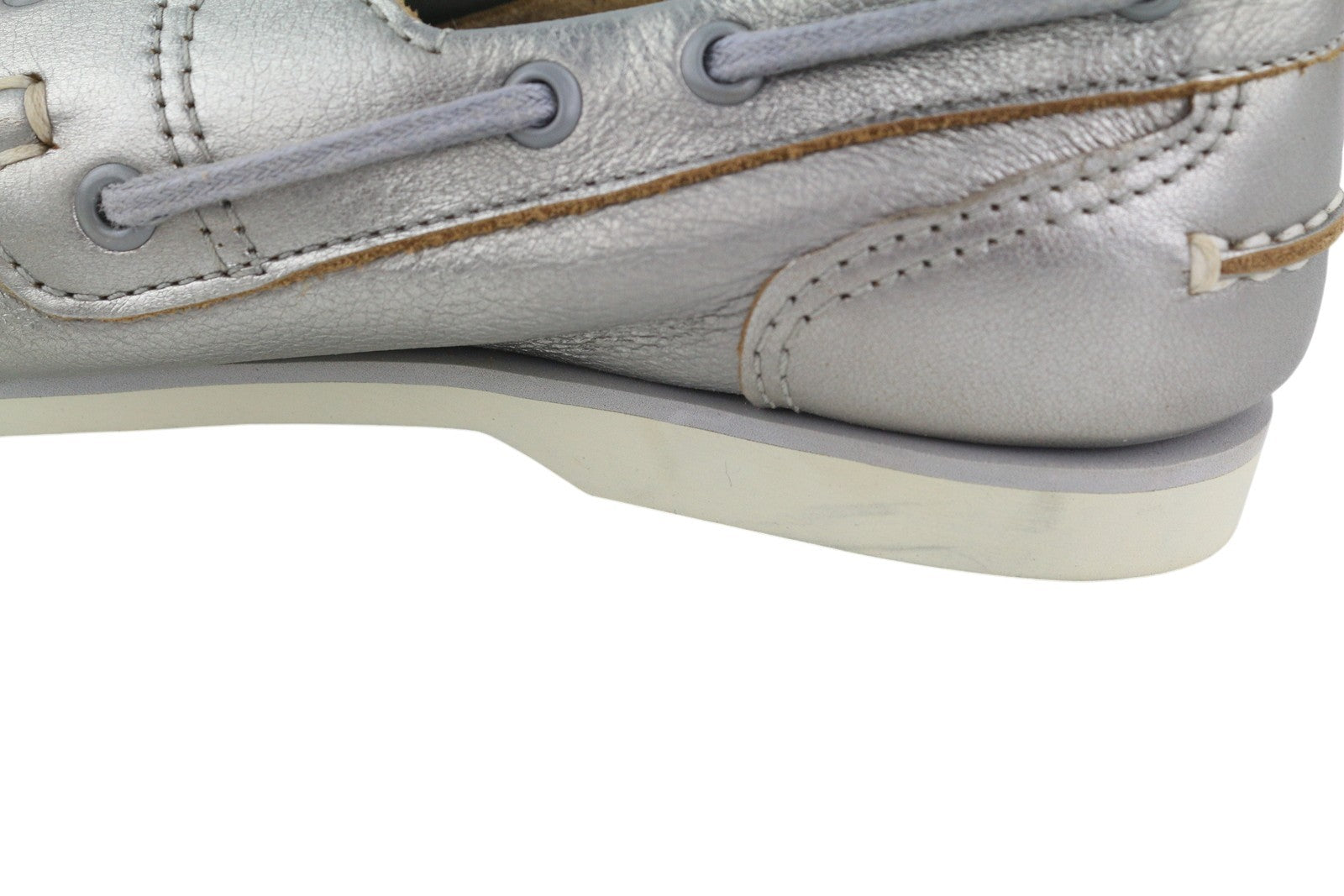 TIMBERLAND A2EPP moteriški batai, 37.5/38.5, blizgios sidabrinės odos, su užsegamais varstymais. 