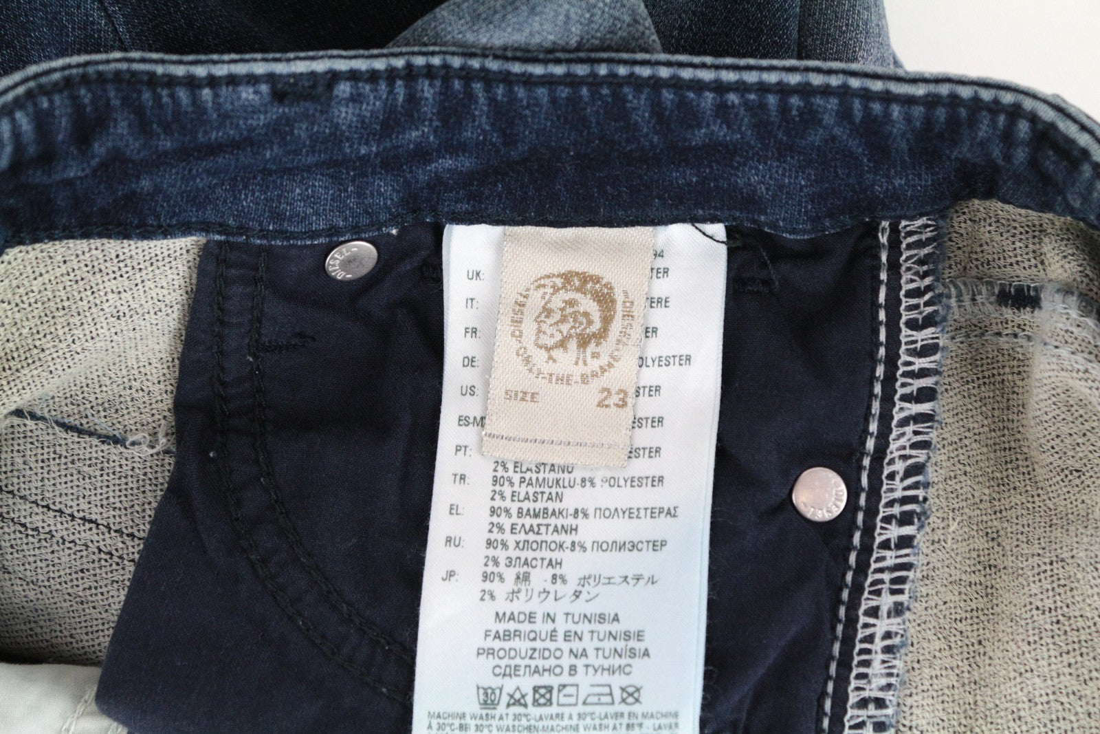 DIESEL Gracey-Ne 0686W moteriški W23 Slim mėlyni Jogg tamprūs sportiniai džinsai 