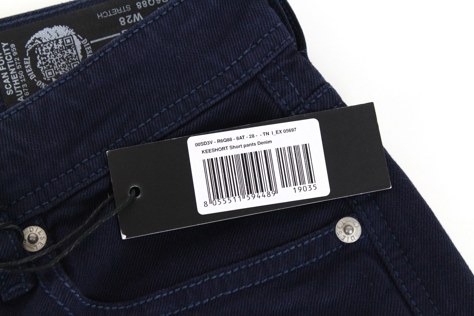 DIESEL Keeshort R6Q88 Men Shorts W28 Dark Blue Cotton Stretch 5-Pocket Denim