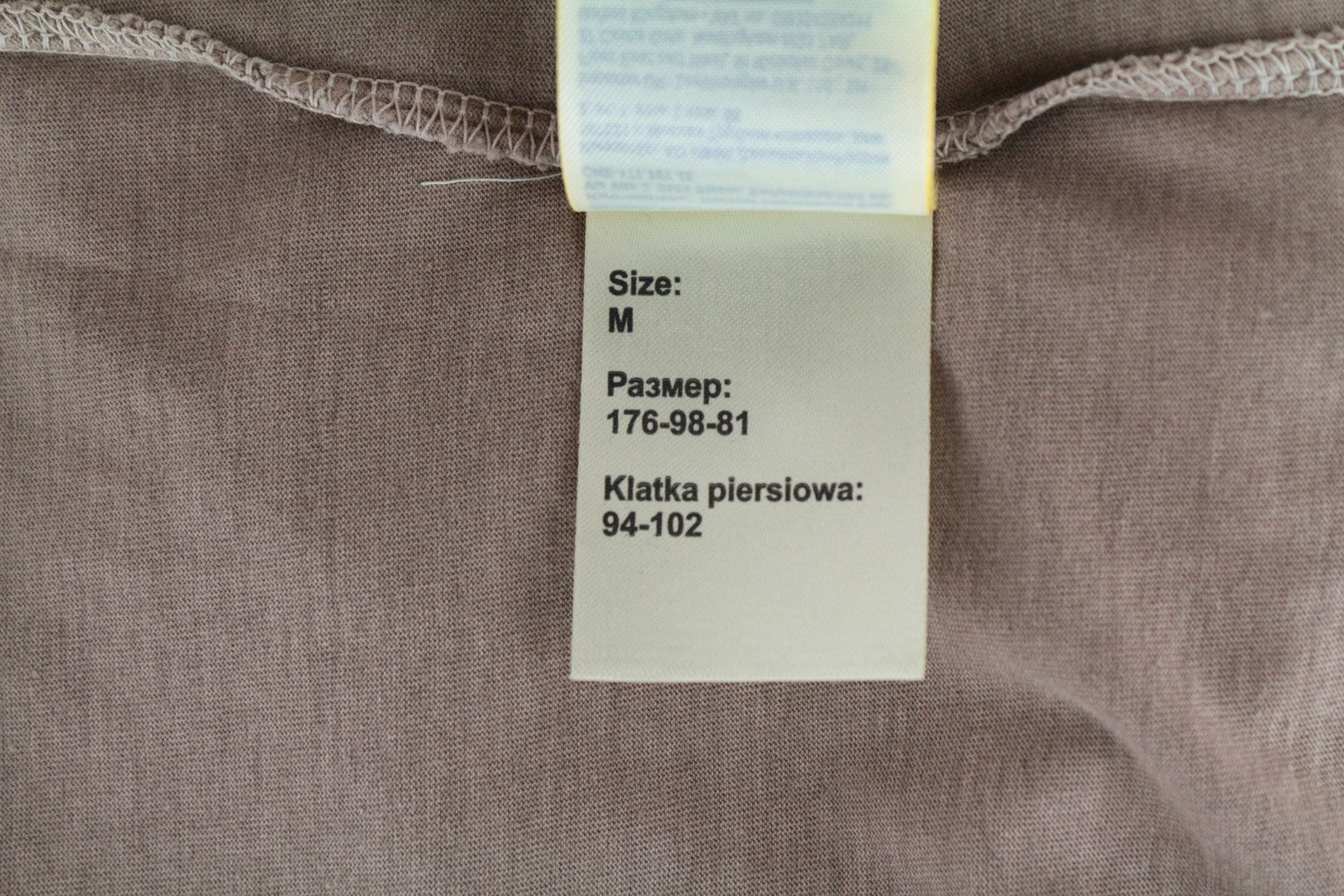 LEE vyriški marškinėliai M rudi trumpomis rankovėmis medvilniniai laisvo kirpimo marškinėliai su logotipu 