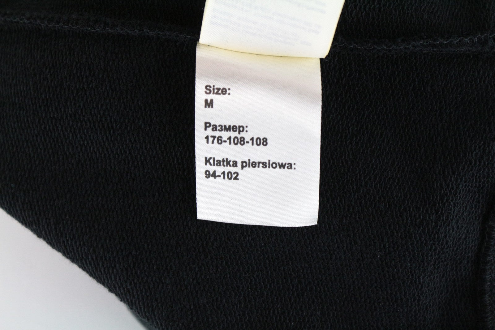 WRANGLER vyriškas M dydžio juodas medvilninis džemperis su gobtuvu ilgomis rankovėmis 