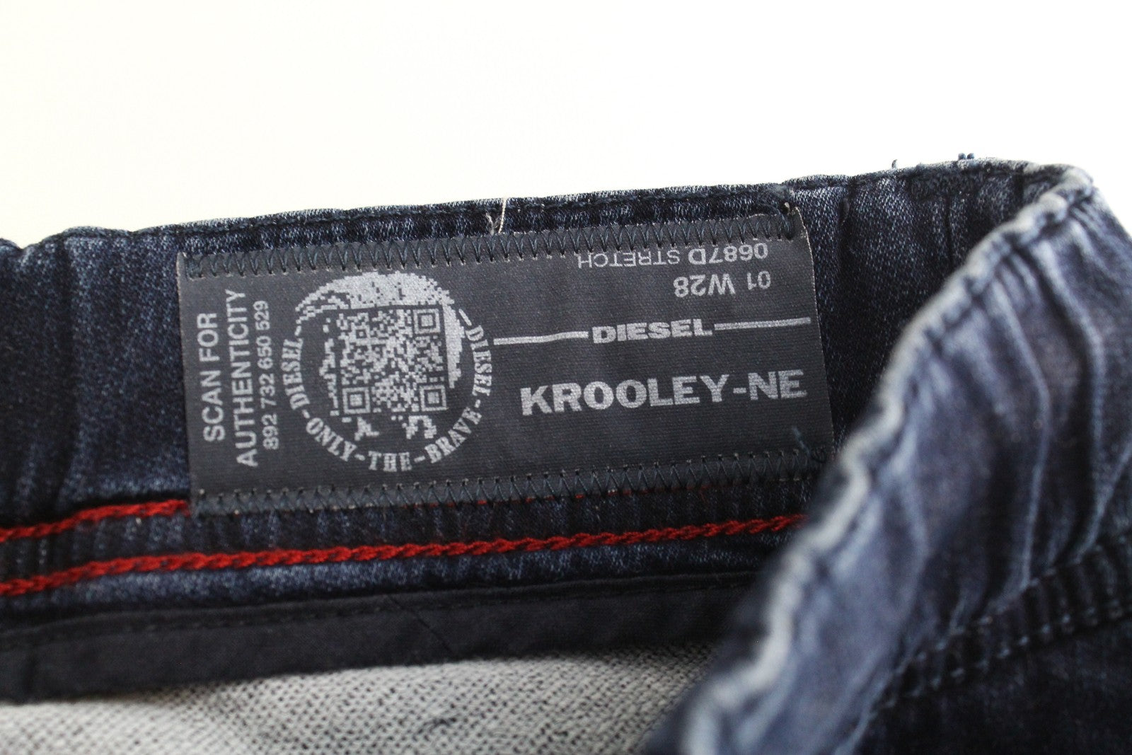 DIESEL Krooley-NE 0687D vyriški W28 Slim Fit Jogg sportiniai mėlyni tamprūs džinsai