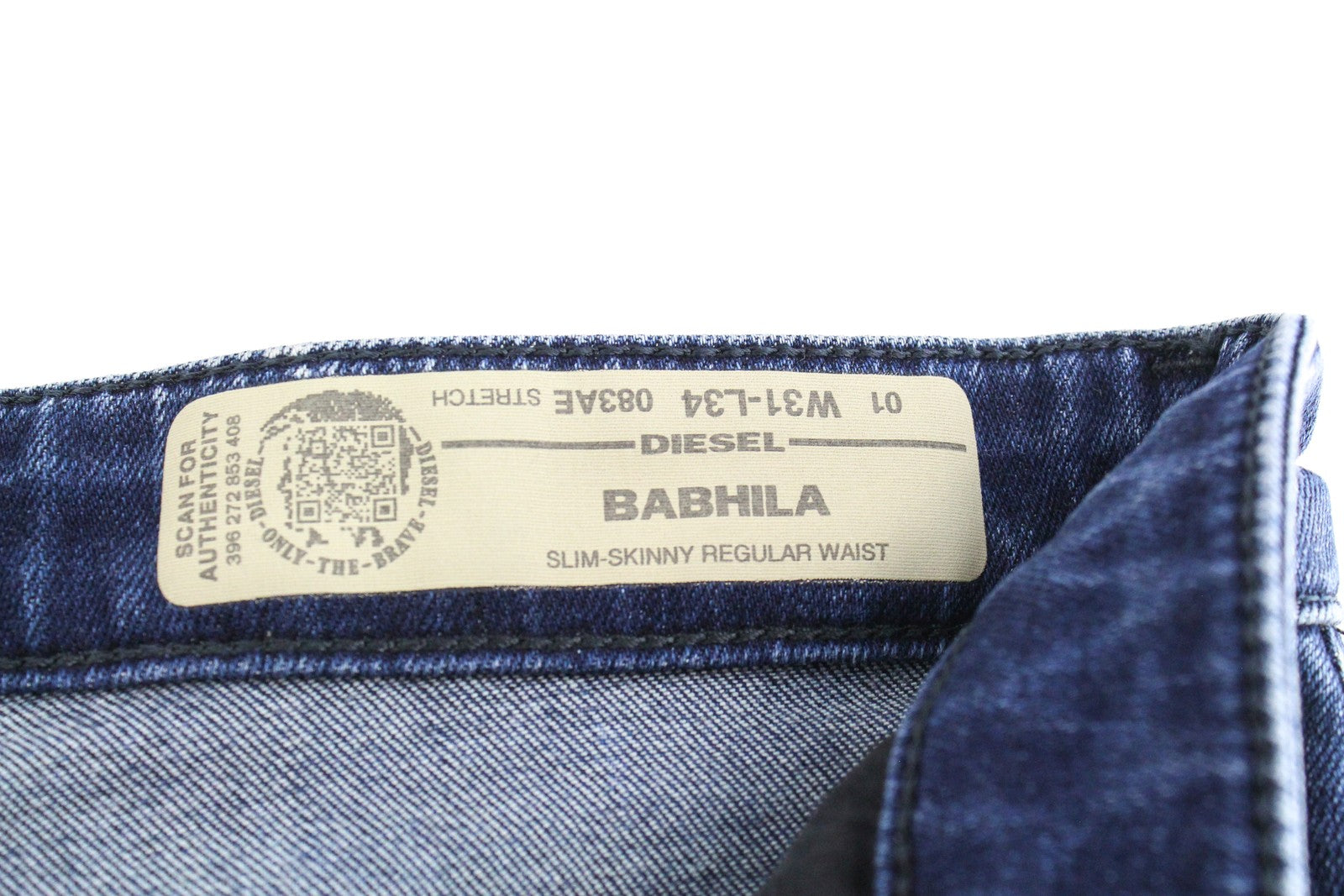 DIESEL Babhila 083AE moteriški tamsiai mėlyni aptempti džinsai W31/L34 