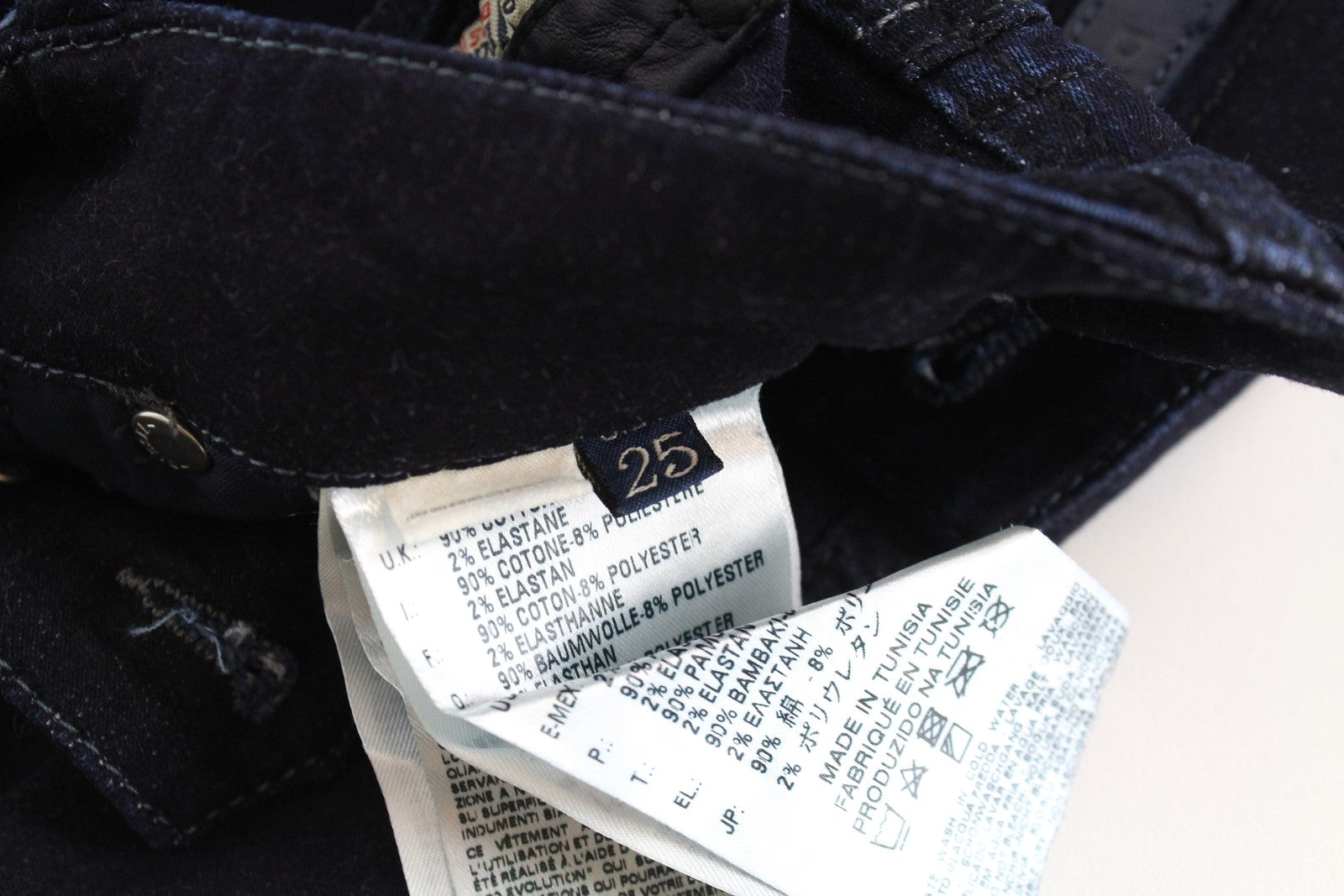 DIESEL Grupee-NE 0600V moteriškos W25 tamsiai mėlynos aptemptos džinsinės kelnės su užtrauktuku 