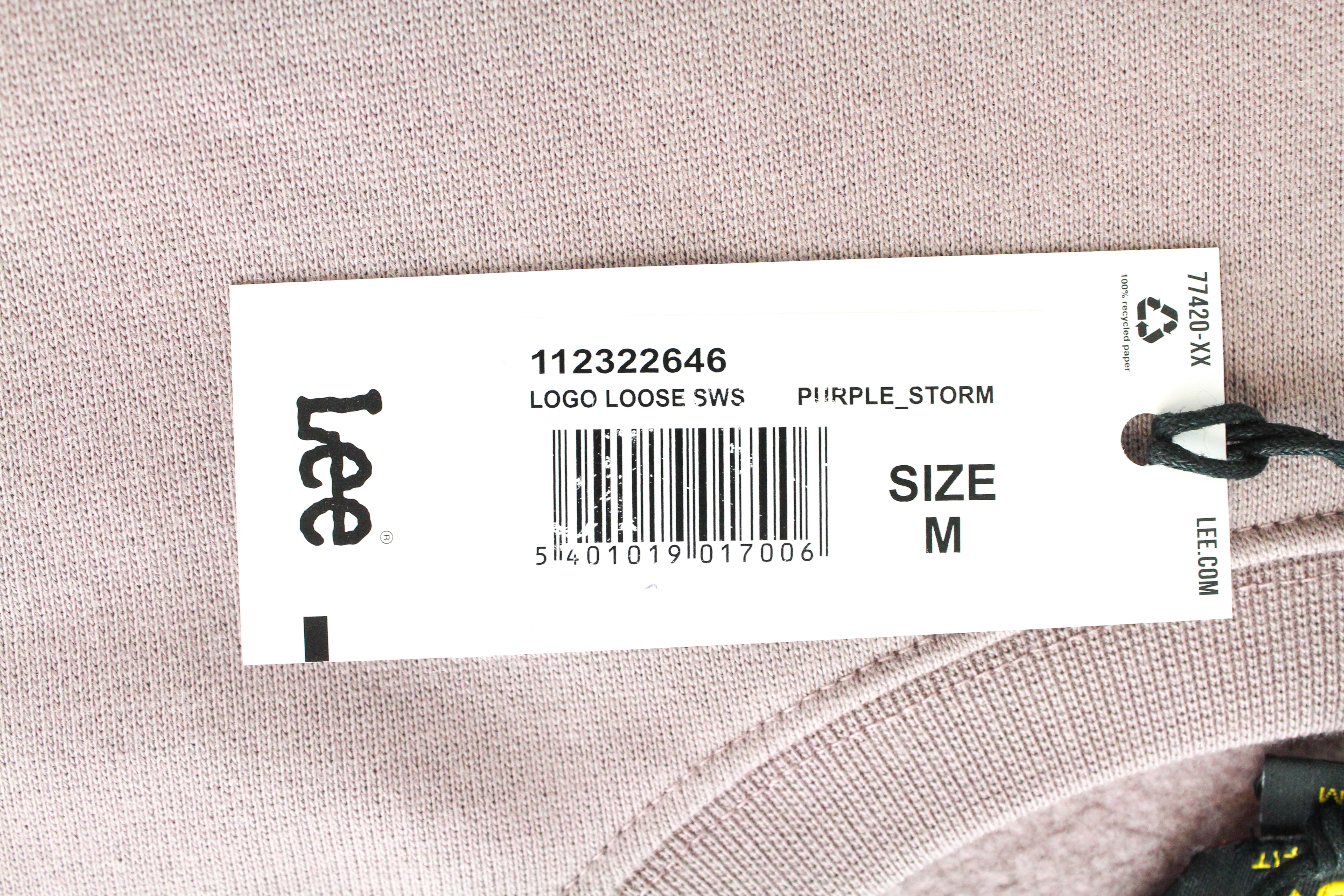 LEE vyriškas M dydžio violetinis audros flisinis megztinis su apvalia kaklo dalimi ir laisvo kirpimo... 