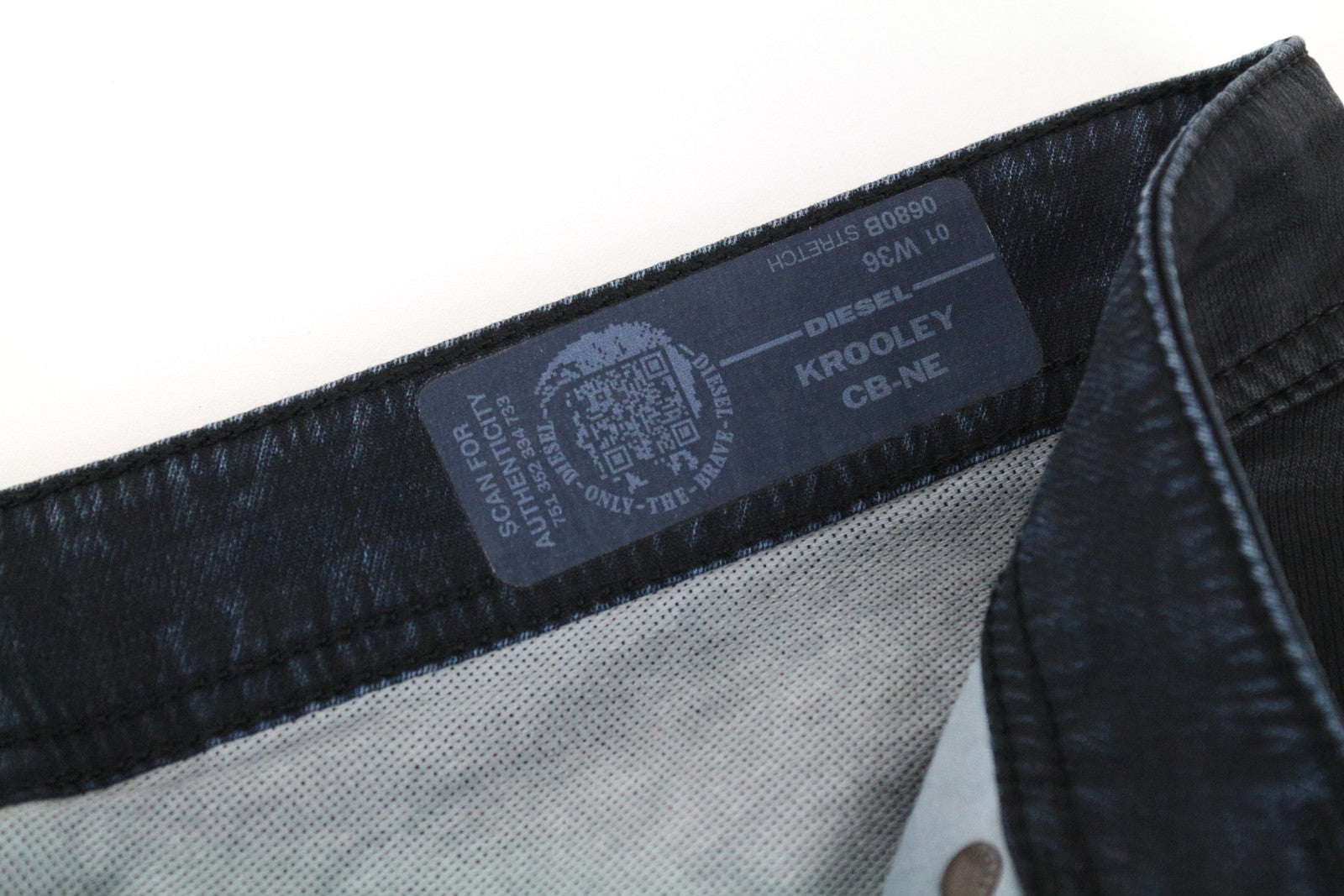 DIESEL Krooley CB-NE 0680B vyriški W36 tamsiai mėlyni dengti sportiniai Jogg Slim Carrot džinsai 