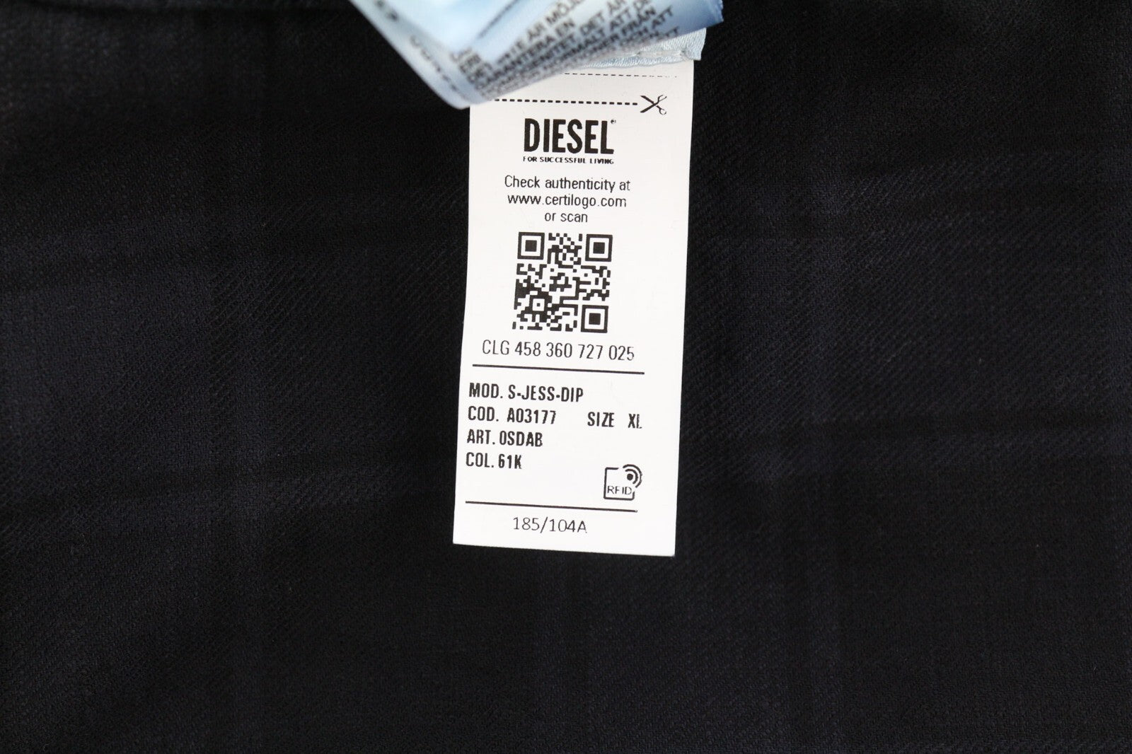 DIESEL S-Jess-Dip vyriški marškinėliai XL, rekomenduojama kaina – 150 €, flaneliniai languoti marškinėliai su sagomis ir užlopytinėmis kišenėmis.