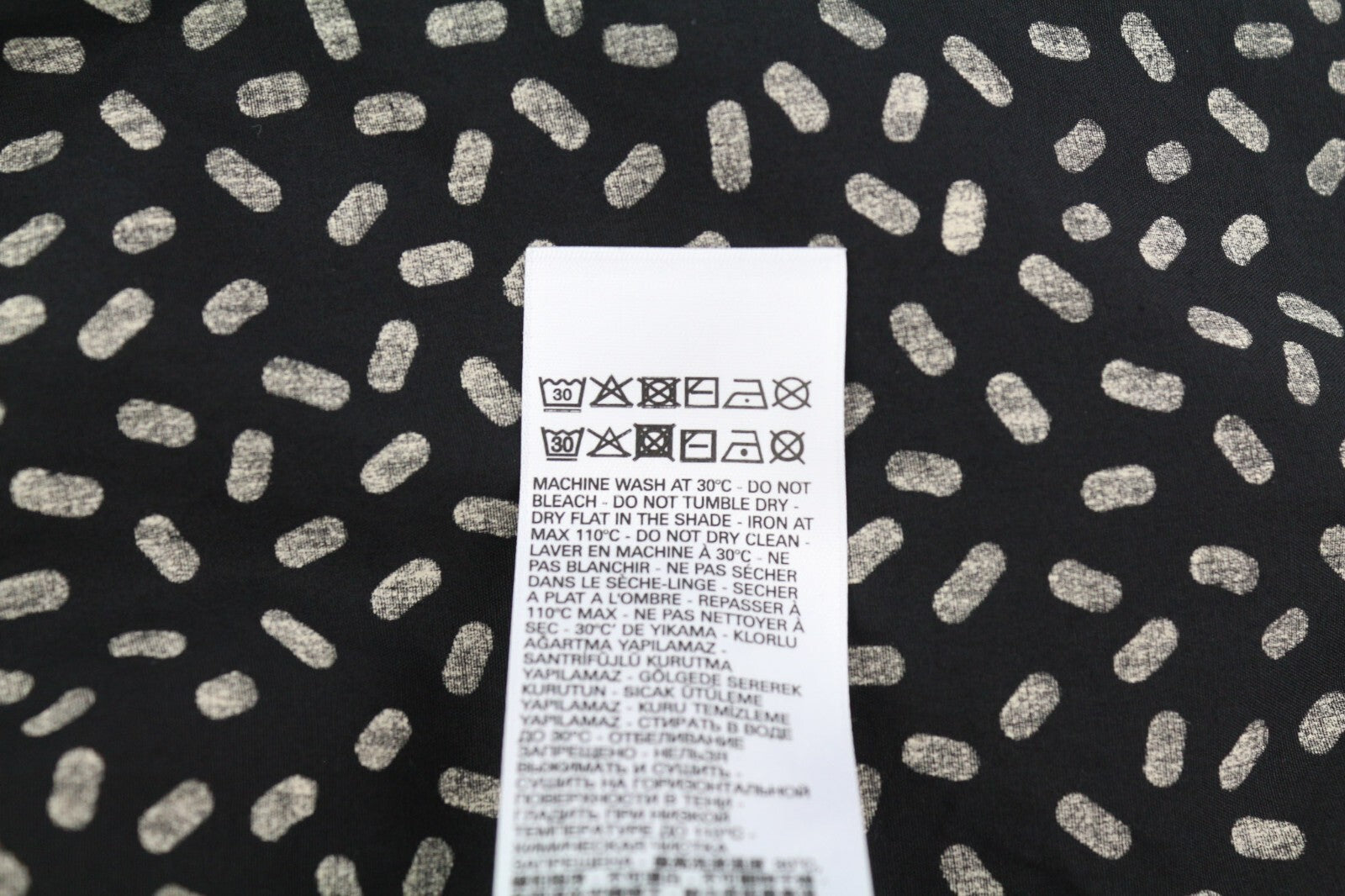 DIESEL S-Riley-Pills vyriški marškinėliai M raštuoti sagomis užsegami platėjančios apykaklės raštu RRP110