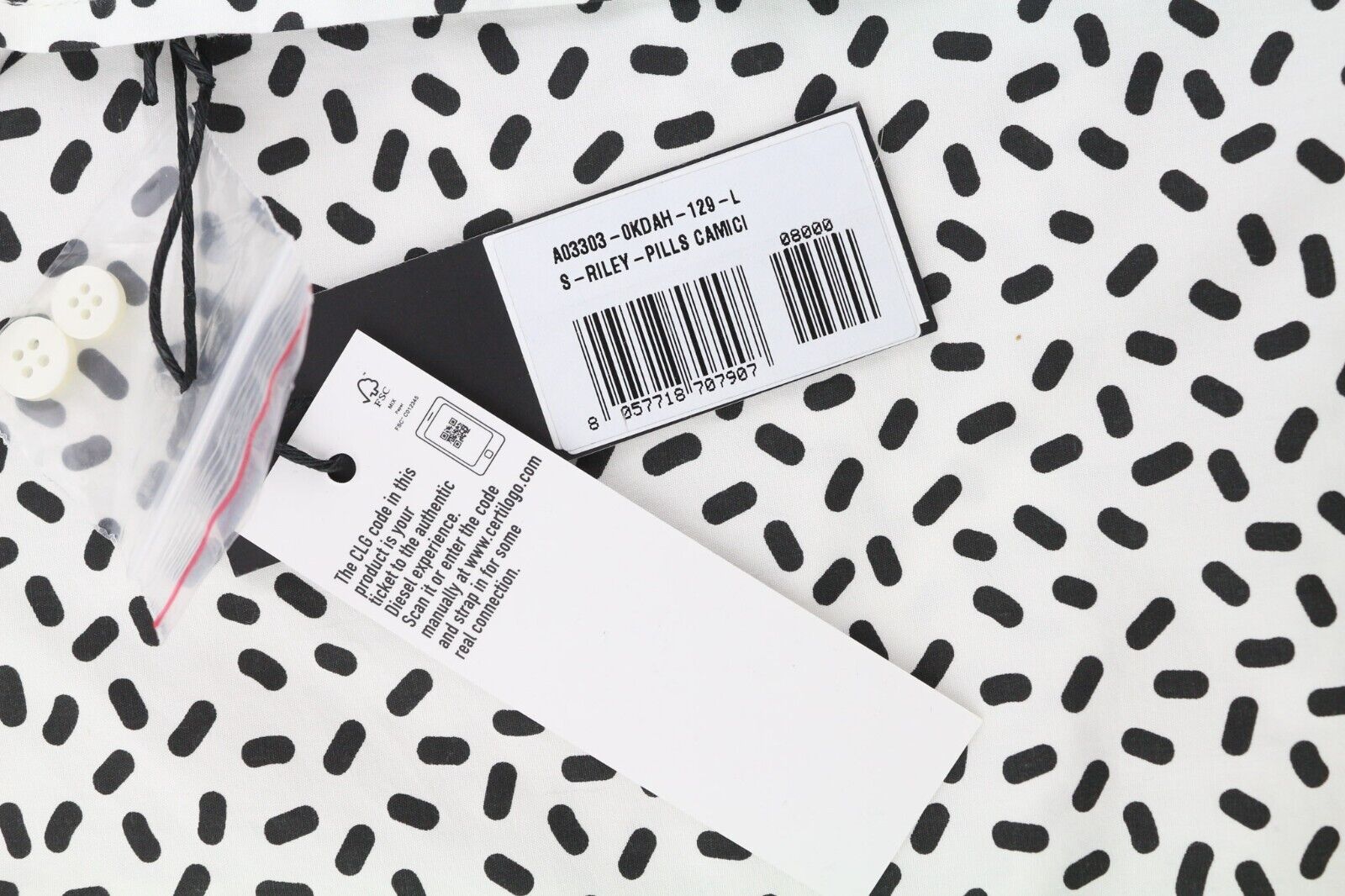 DIESEL S-Riley-Pills vyriški marškinėliai L raštuotais sagomis išskleidžiama apykakle RRP110