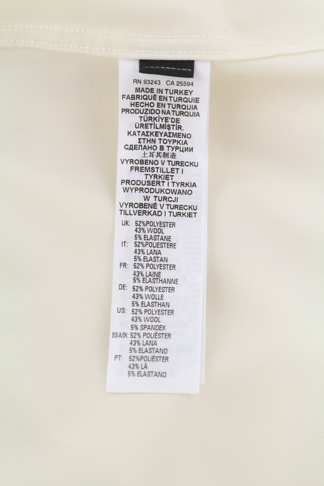 DIESEL S-Wooly vyriški marškinėliai, 2XL dydžio, vilnoniai marškinėliai su sagomis užsegamomis kišenėmis ir įpjauta apykakle. Rekomenduojama kaina – 195 €. 