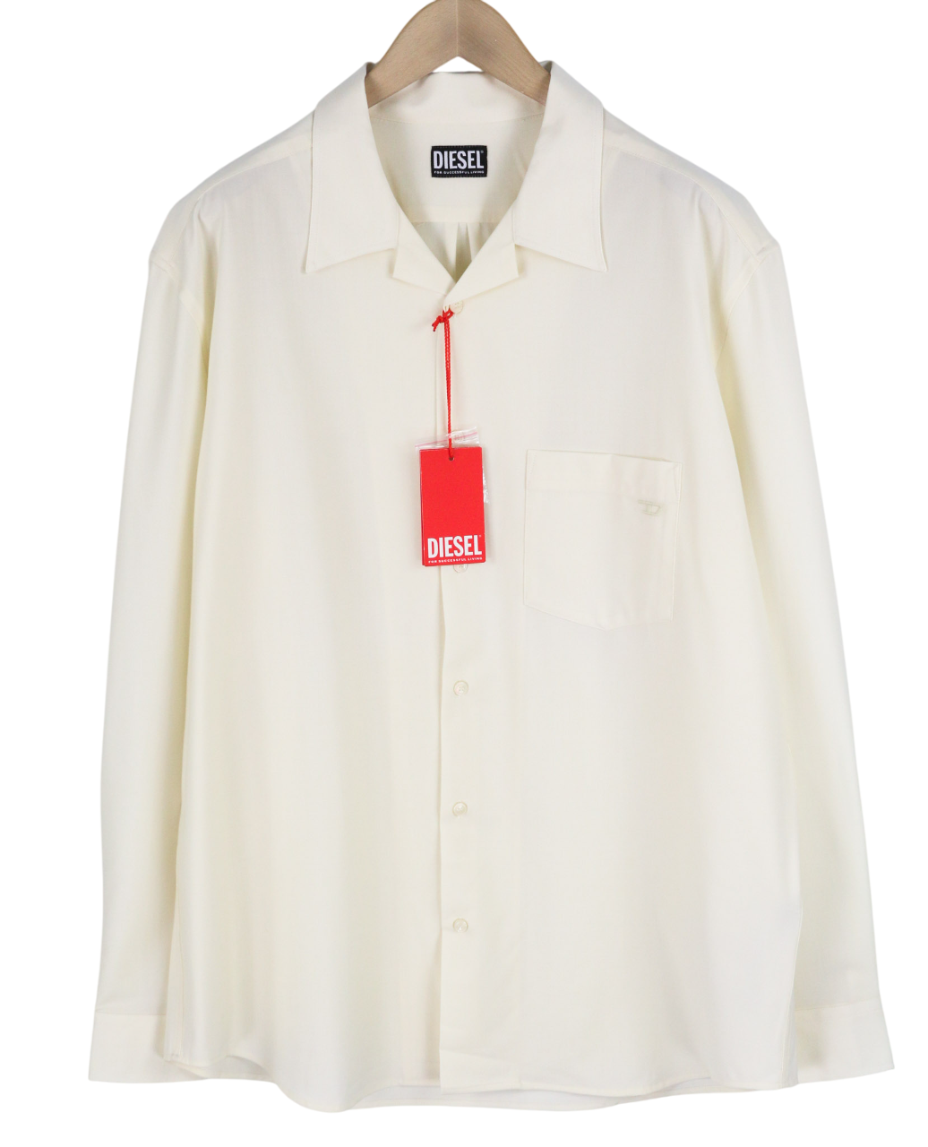 DIESEL S-Wooly vyriški marškinėliai XL dydžio vilnoniai marškinėliai su sagomis užsegamomis kišenėmis ir įpjauta apykakle. Rekomenduojama kaina – 195 €. 