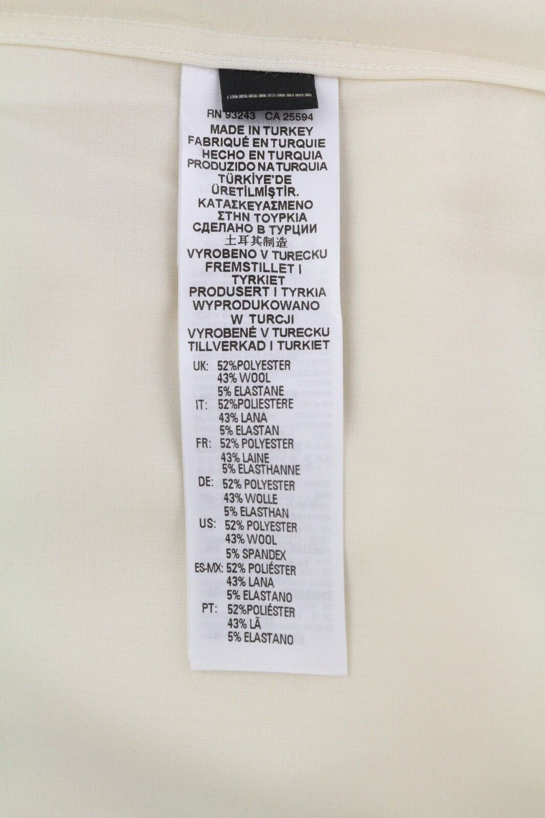 DIESEL S-Wooly vyriški marškinėliai XL dydžio vilnoniai marškinėliai su sagomis užsegamomis kišenėmis ir įpjauta apykakle. Rekomenduojama kaina – 195 €. 