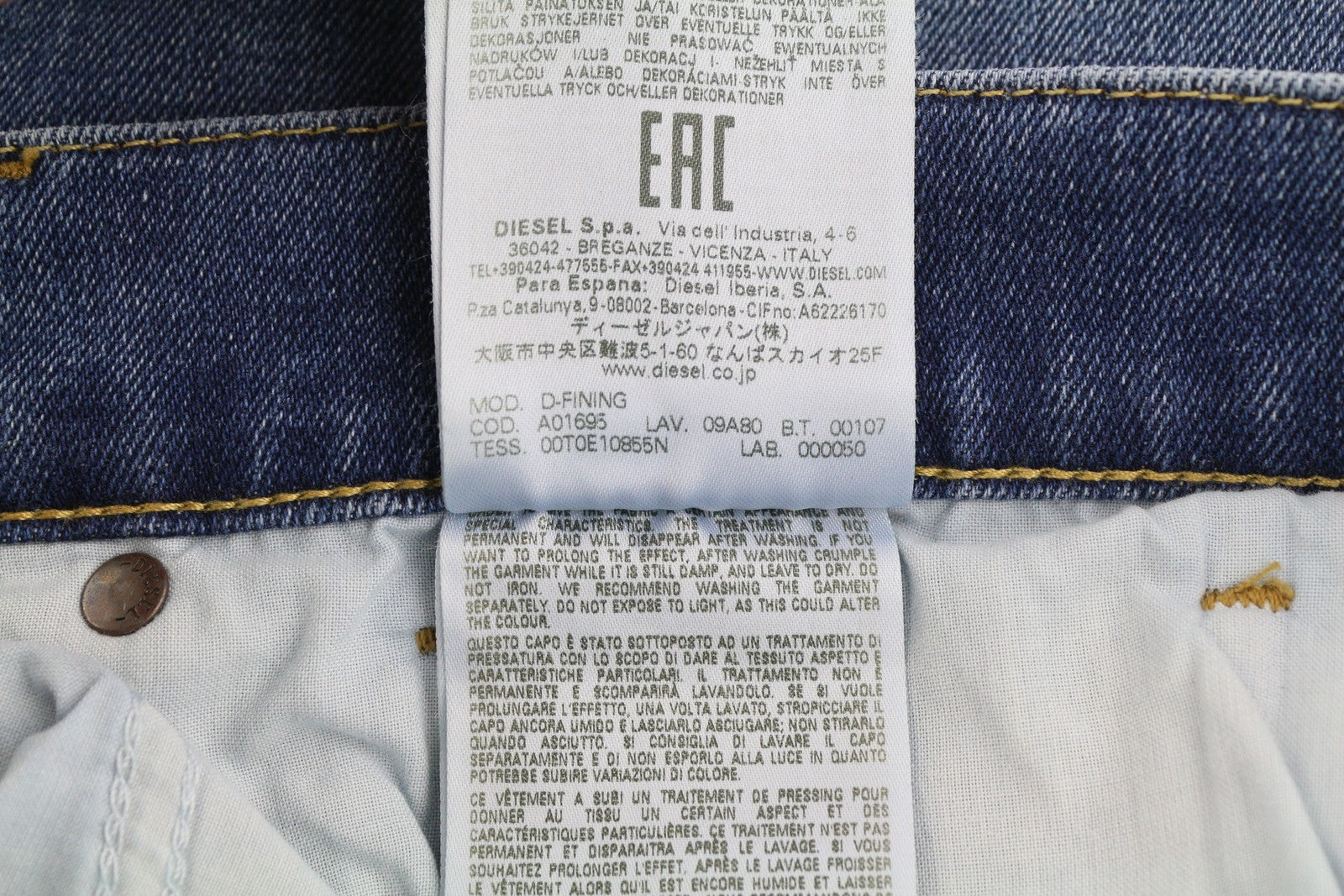 DIESEL D-Fining 09A80 vyriški džinsai W30/L32 siaurėjantys, tamprūs, skalbti, su sagomis 