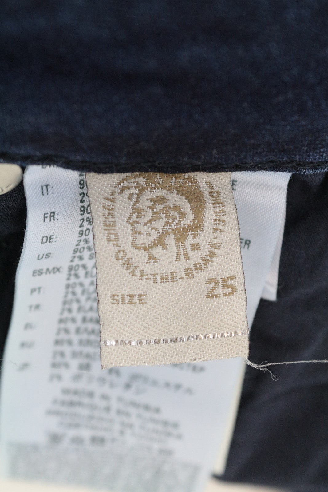 DIESEL Fayza-Ne 0687D moteriški džinsai W25 Jogg Boyfriend mėlyni medvilniniai tamprūs džinsai