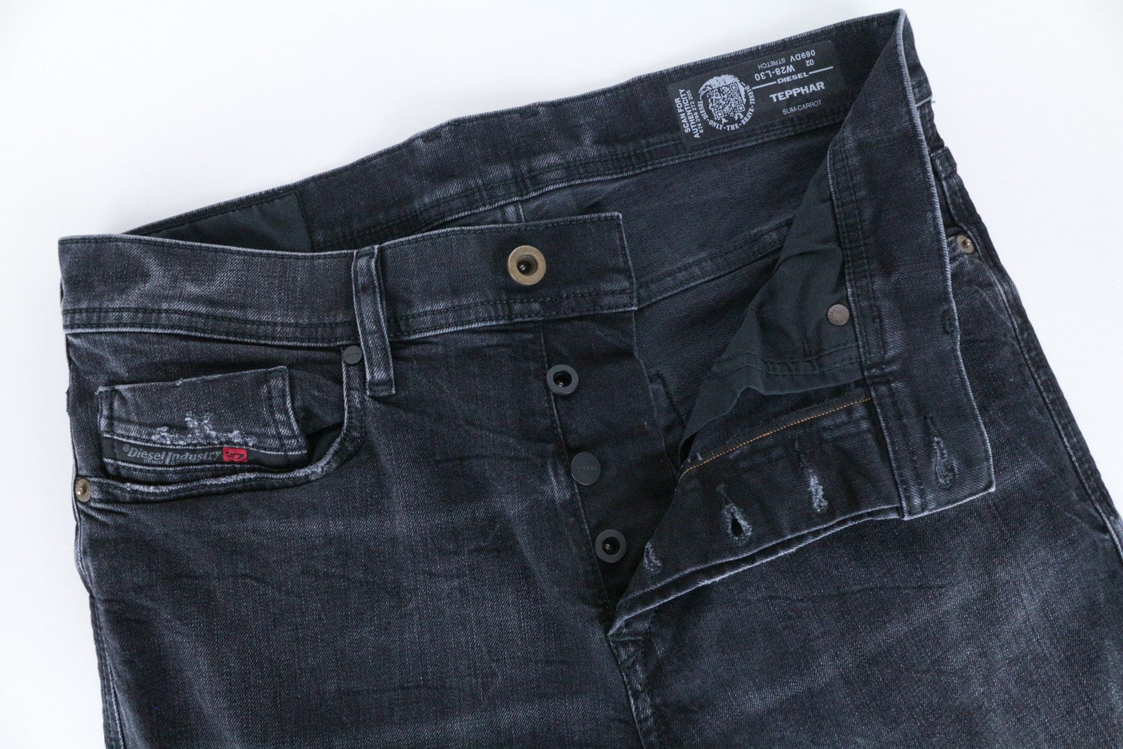 DIESEL Tepphar 069DV vyriški džinsai W28/L30 Slim morkų mėlynos spalvos su plėšytais medvilniniais džinsais 