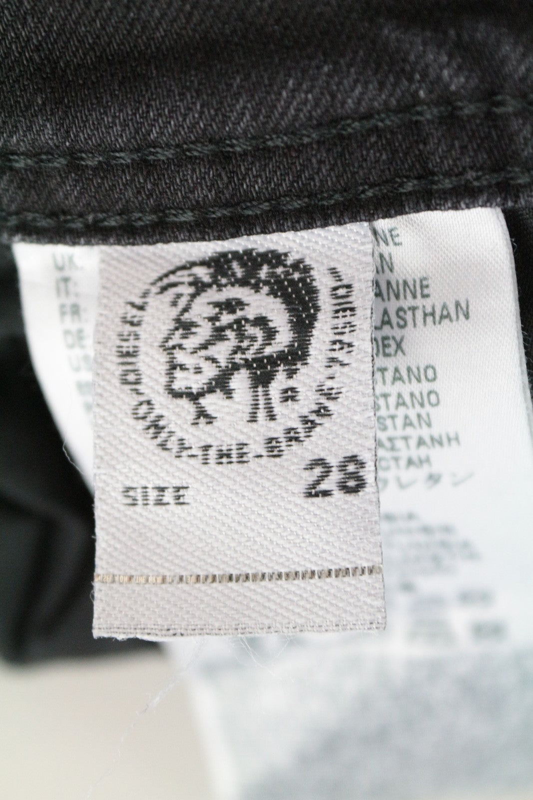 DIESEL Tepphar 069DV vyriški džinsai W28/L30 Slim morkų mėlynos spalvos su plėšytais medvilniniais džinsais 