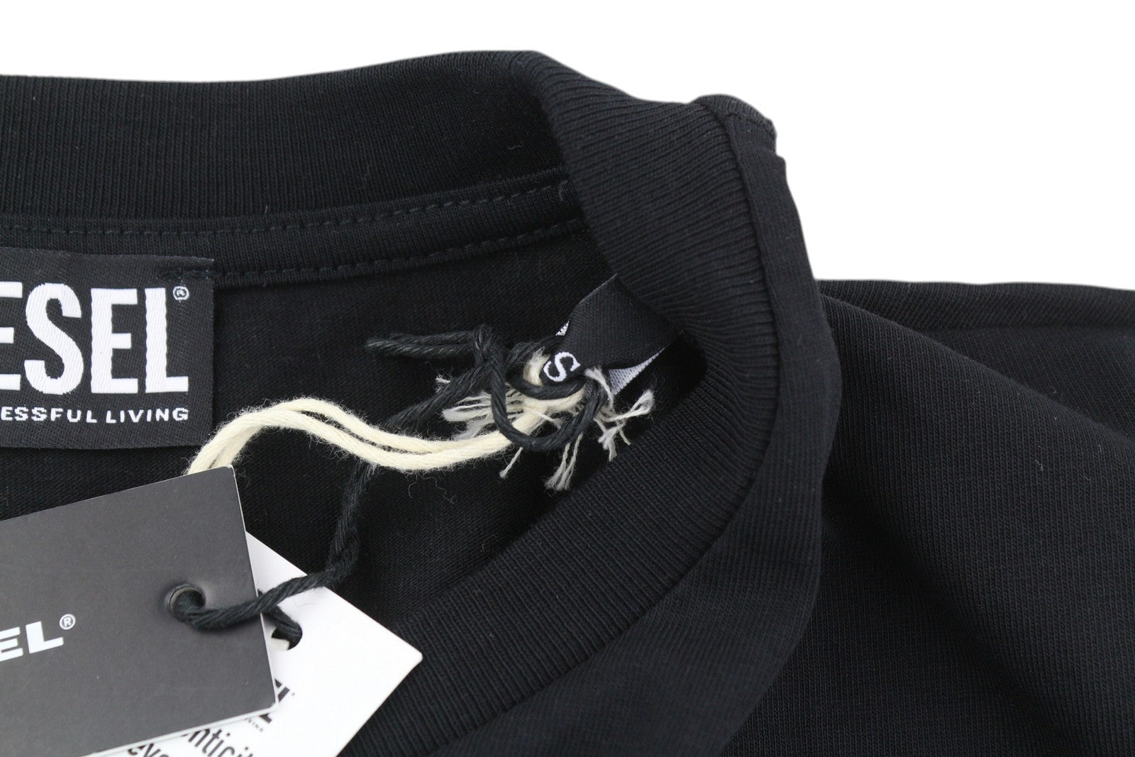 DIESEL T-Diegos-B82 vyriški marškinėliai S, juodi, tamprūs, apvalios iškirptės, trumpomis rankovėmis. 