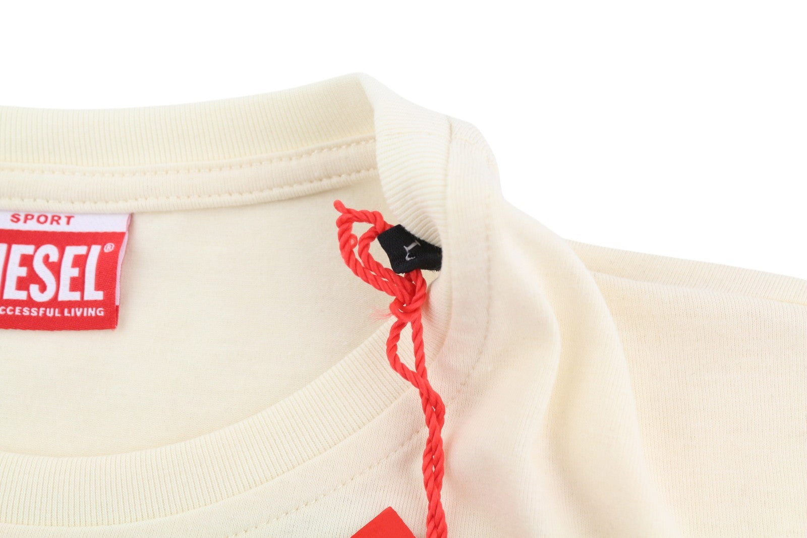 DIESEL Awtee-Raiseey-HT31 vyriški marškinėliai L dydžio, dramblio kaulo spalvos, 55DSL, trumpomis rankovėmis, trikotažiniai 