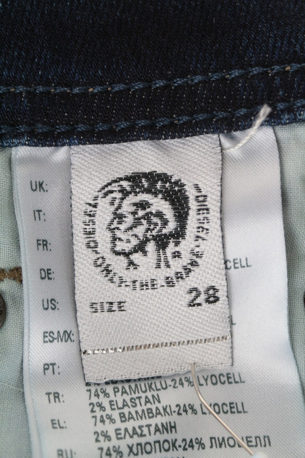 DIESEL Larkee-Beex 084BU vyriški džinsai W28/L32 Regular Taper Fit mėlynos medvilnės 