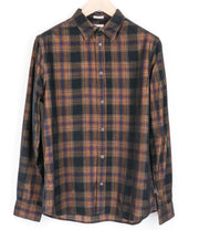 WRANGLER vyriški marškinėliai M rudi, tamsiai mėlyni, languoti, velveto, ilgomis rankovėmis, medvilniniai