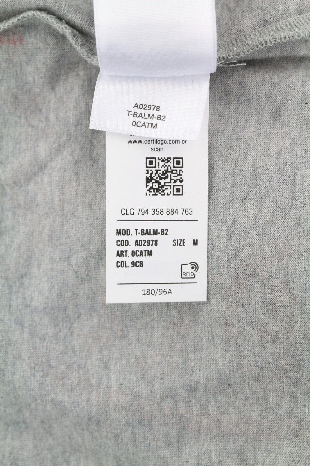 DIESEL T-Balm-B2 vyriški marškinėliai pilki melanžo spalvos, dideli raštuoti, rekomenduojama kaina – 125 € 