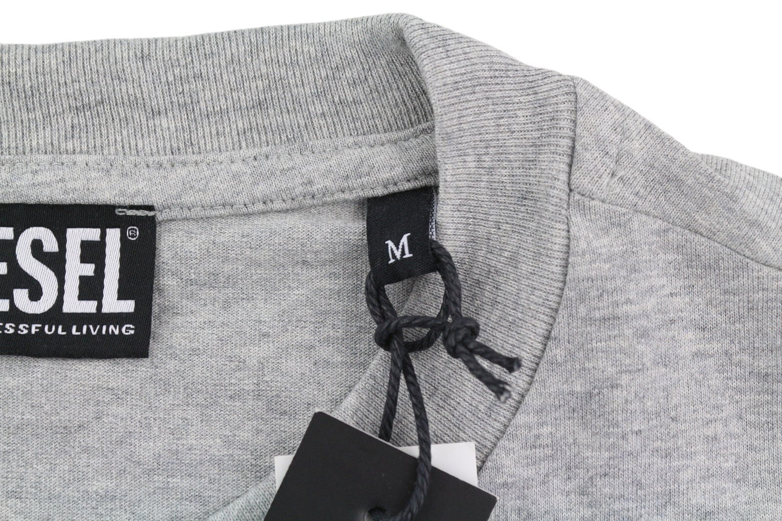 DIESEL T-Balm-B2 vyriški marškinėliai pilki melanžo spalvos, dideli raštuoti, rekomenduojama kaina – 125 € 