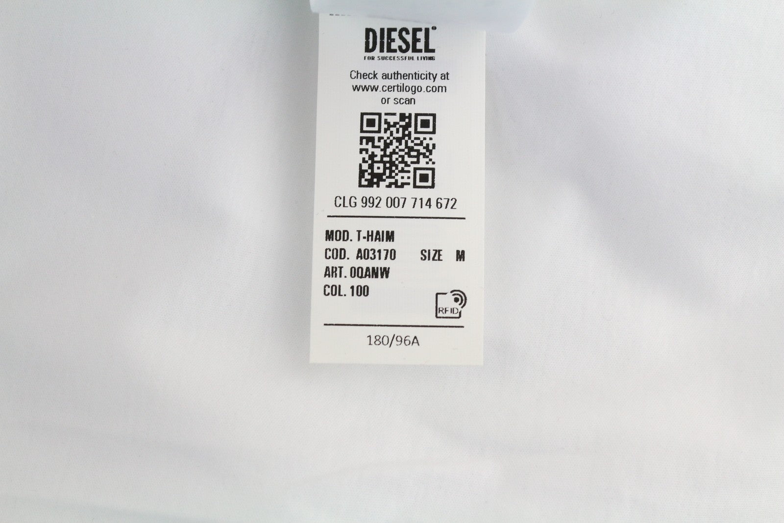 DIESEL T-Haim vyriški marškinėliai M, balti, trikotažiniai, su užtiestomis kišenėmis, apvalia kaklo iškirpte, trumpomis rankovėmis. 