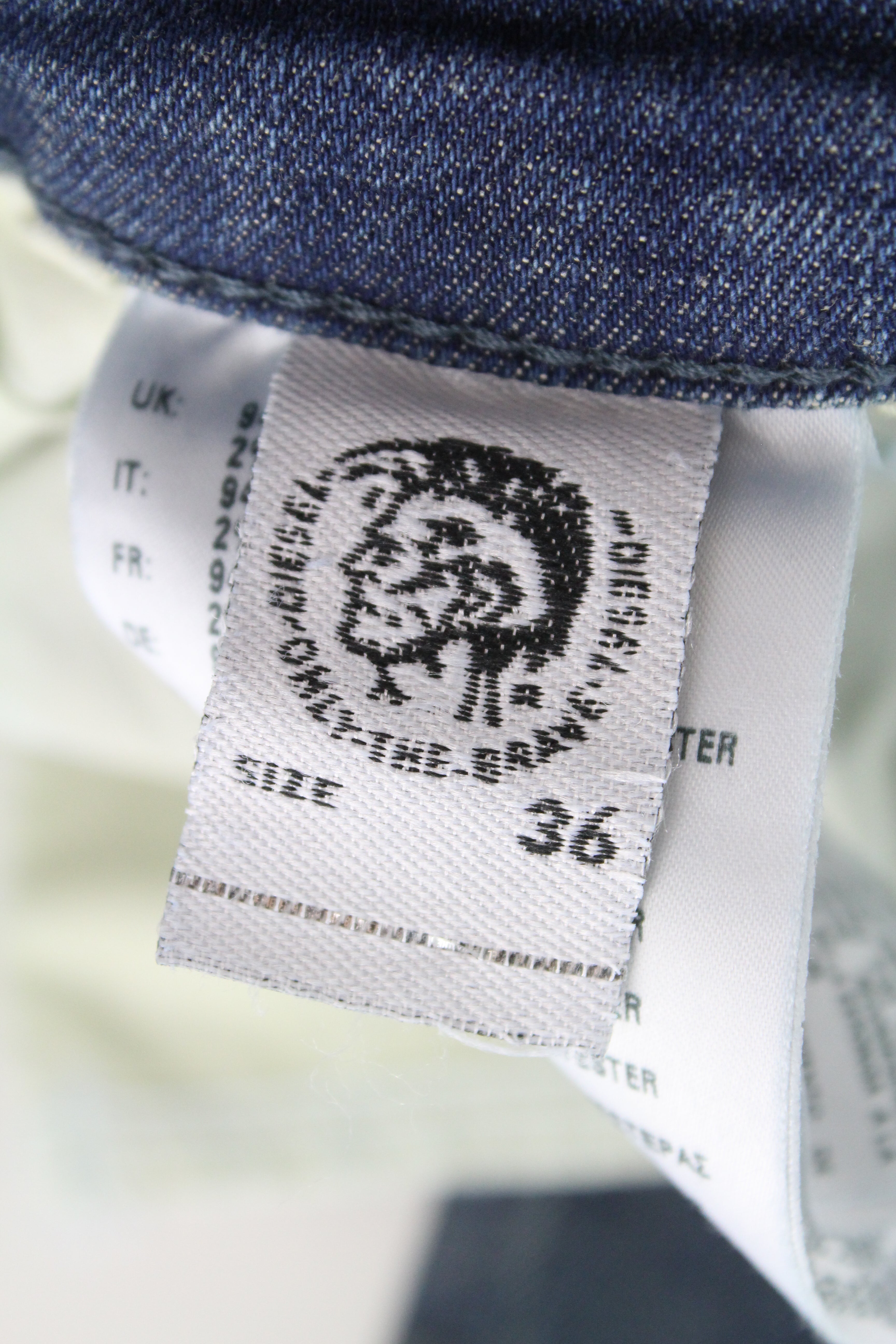 DIESEL D-Istort 085AZ vyriški džinsai W36/L32 itin aptempti, mėlyni, tamprūs, 5 kišenės 