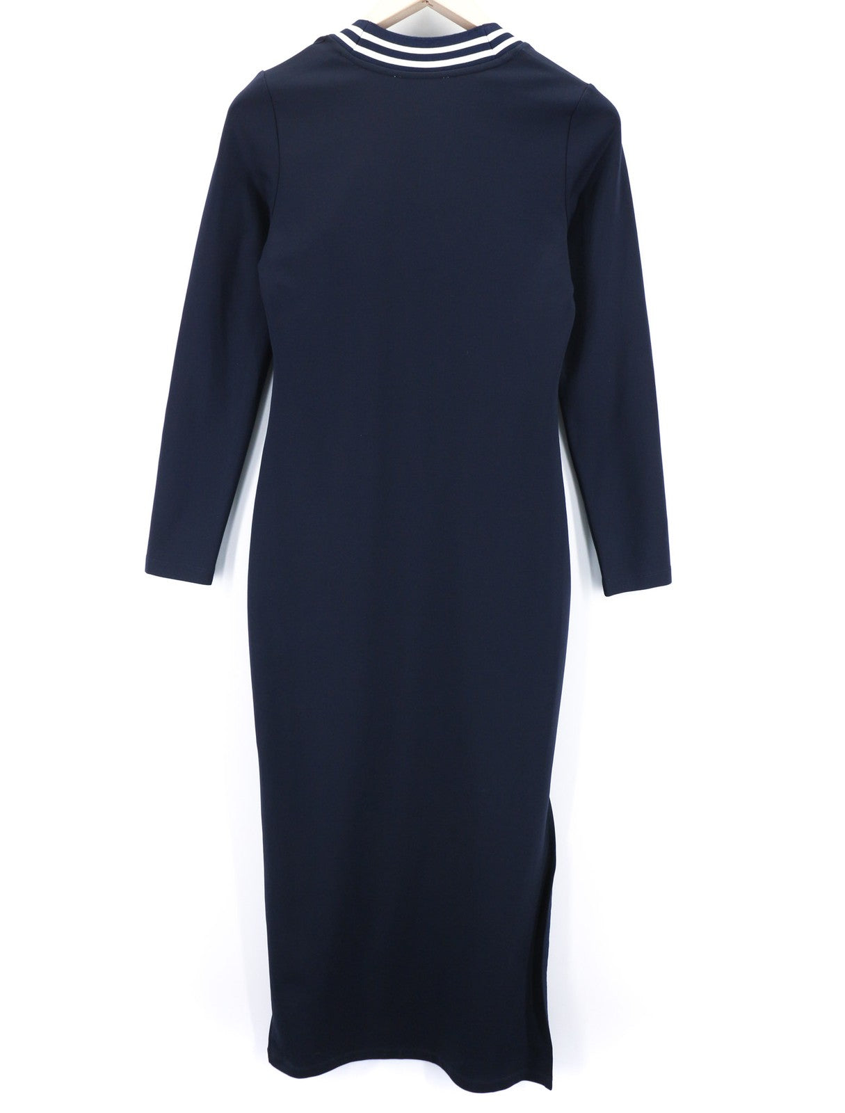 RICHMOND moteriškos klasikinės S dydžio tamsiai mėlynos ilgomis rankovėmis, perpjauta V formos iškirpte, prigludusi priekyje 