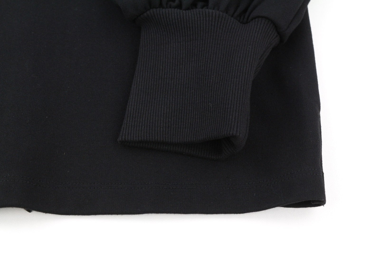 JOHN RICHMOND moteriškos klasikinės S dydžio suknelės su pūstomis ilgomis rankovėmis ir imitaciniu kaklu 