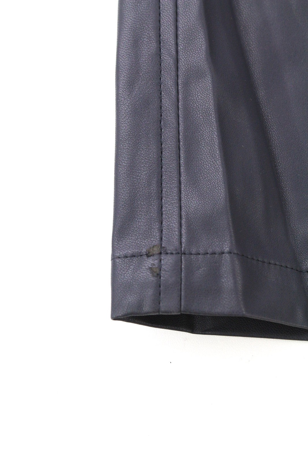 JOHN RICHMOND moteriškas pilkas dirbtinės odos sagomis užsegamų drabužių komplektas S, 2 vnt. 