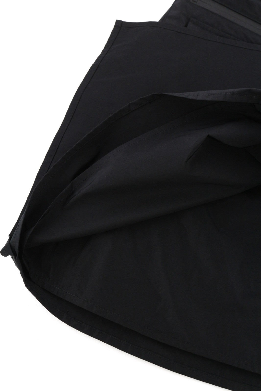 JOHN RICHMOND moteriškas sijonas ~S juodas užtrauktukas su grandinėle, kišenėmis ir šortai 