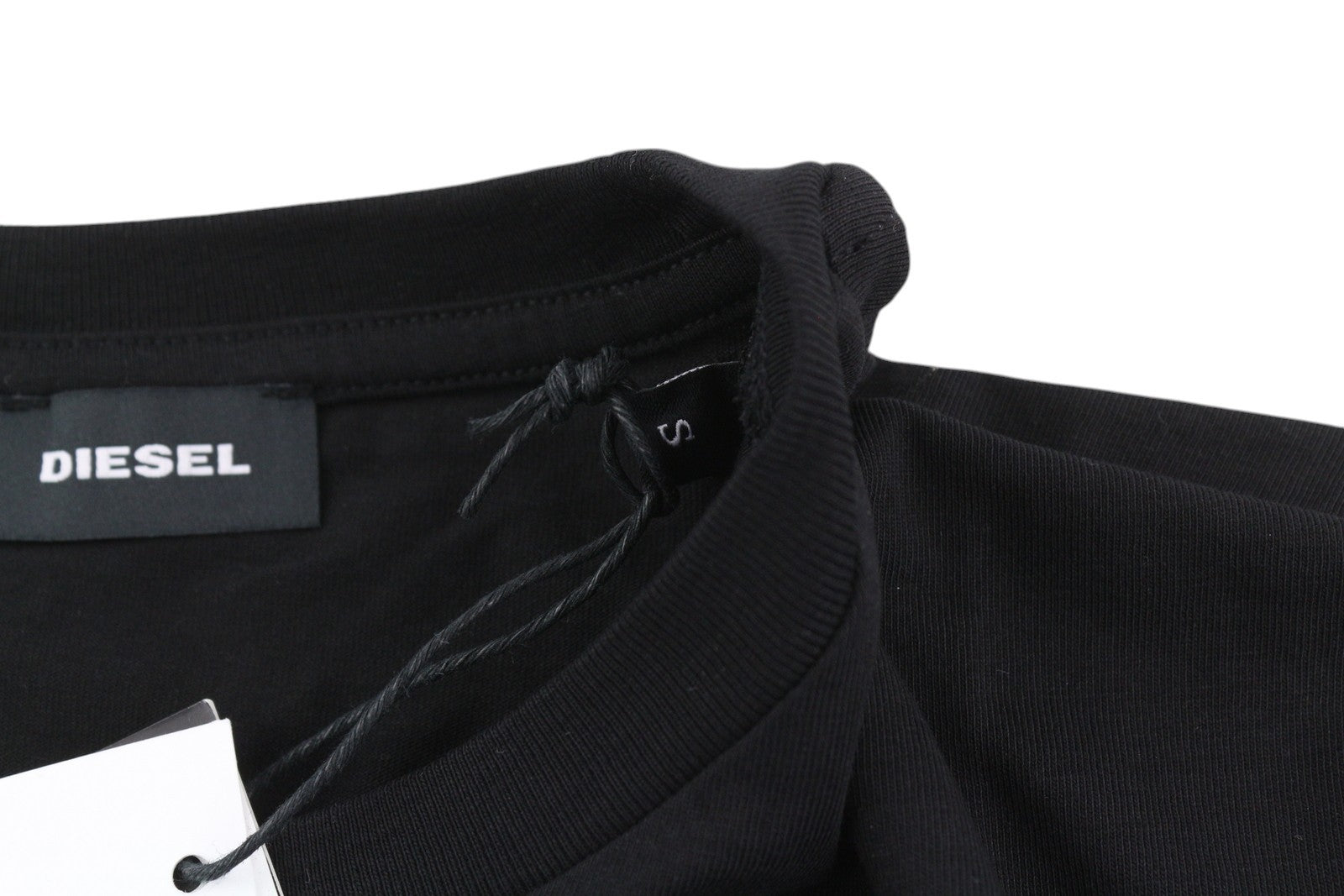 DIESEL T-Diegos-K21 vyriški marškinėliai S, juodi, tamprūs, trumpomis rankovėmis, su logotipu priekyje.