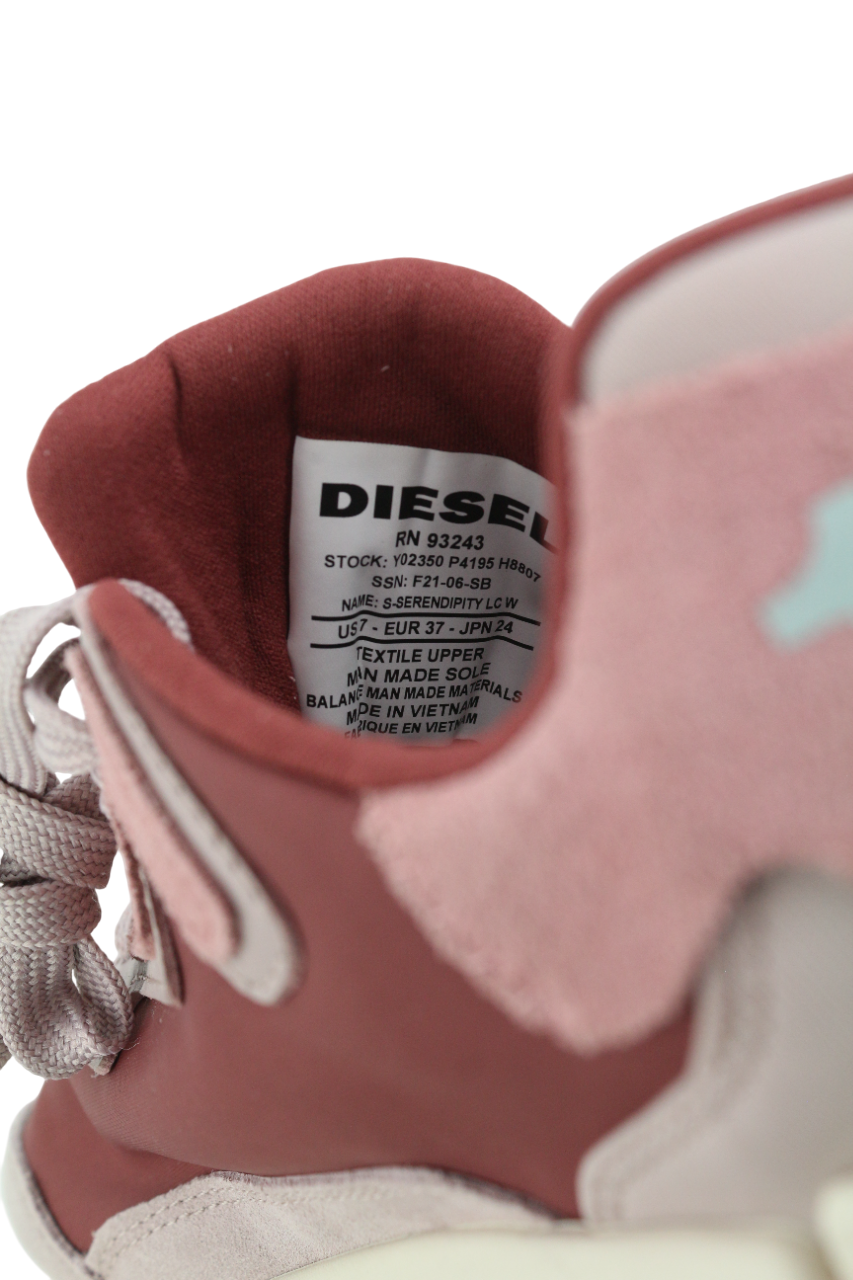 DIESEL S-Serendipity LC moteriški sportbačiai, EU37, violetiniai, žemi, suvarstomi, rekomenduojama kaina – 150 € 