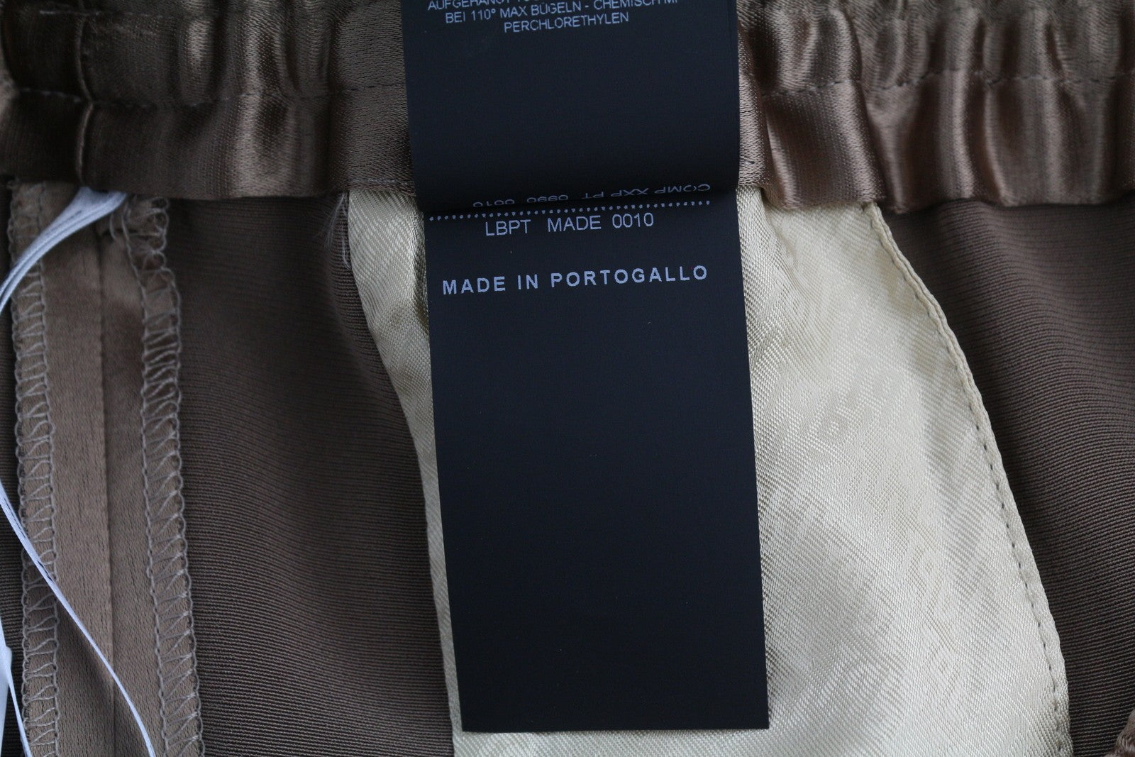 PT TORINO Lydia moteriškos kelnės, 38 dydis, rudos, blizgios, tamprios juosmens kišenės su platėjančiomis kojomis