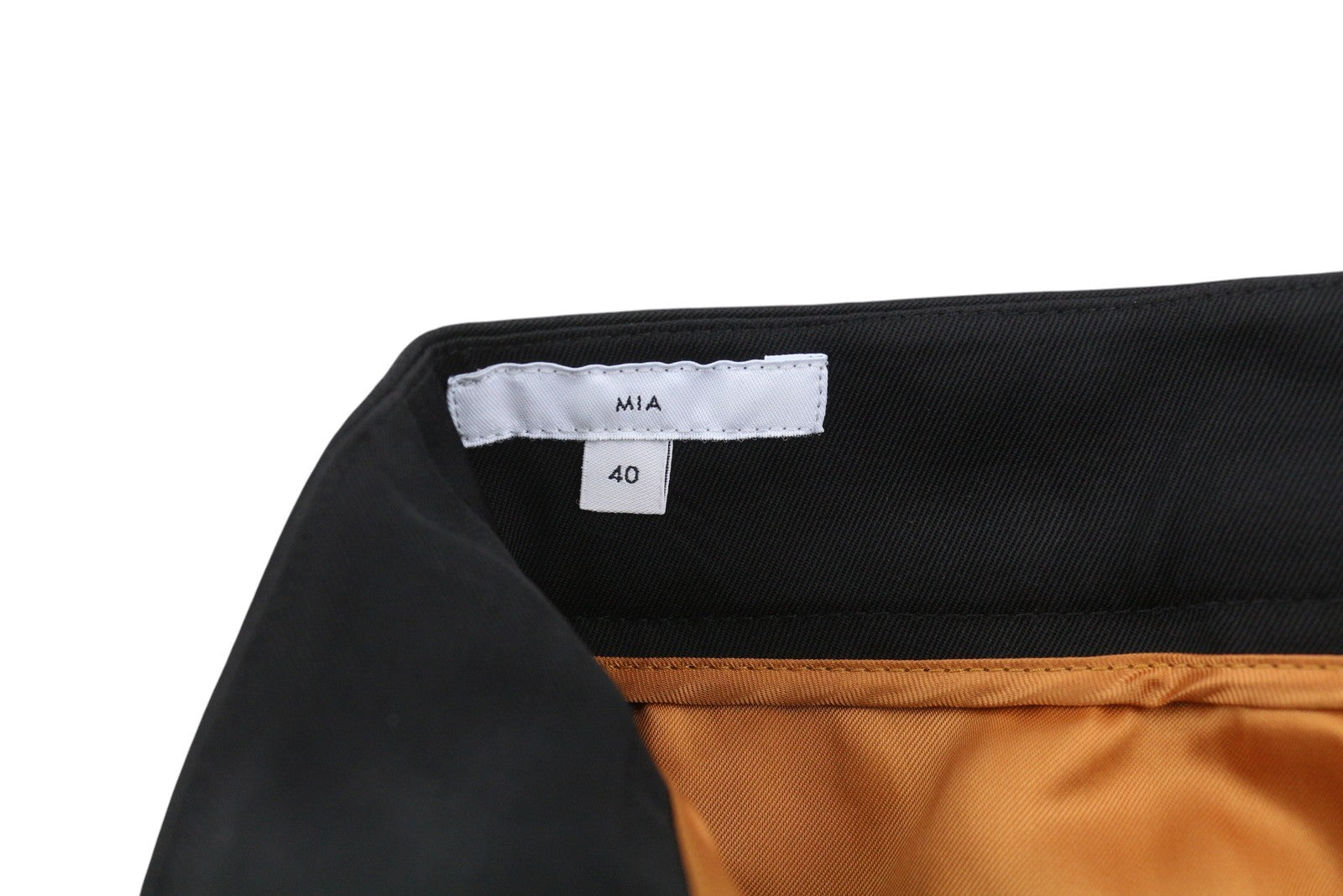 PT TORINO Mia moteriškos kelnės 40 juodos aukštu juosmeniu, platėjančiomis kojomis, užtrauktukais ir kišenėmis ties skverneliais 