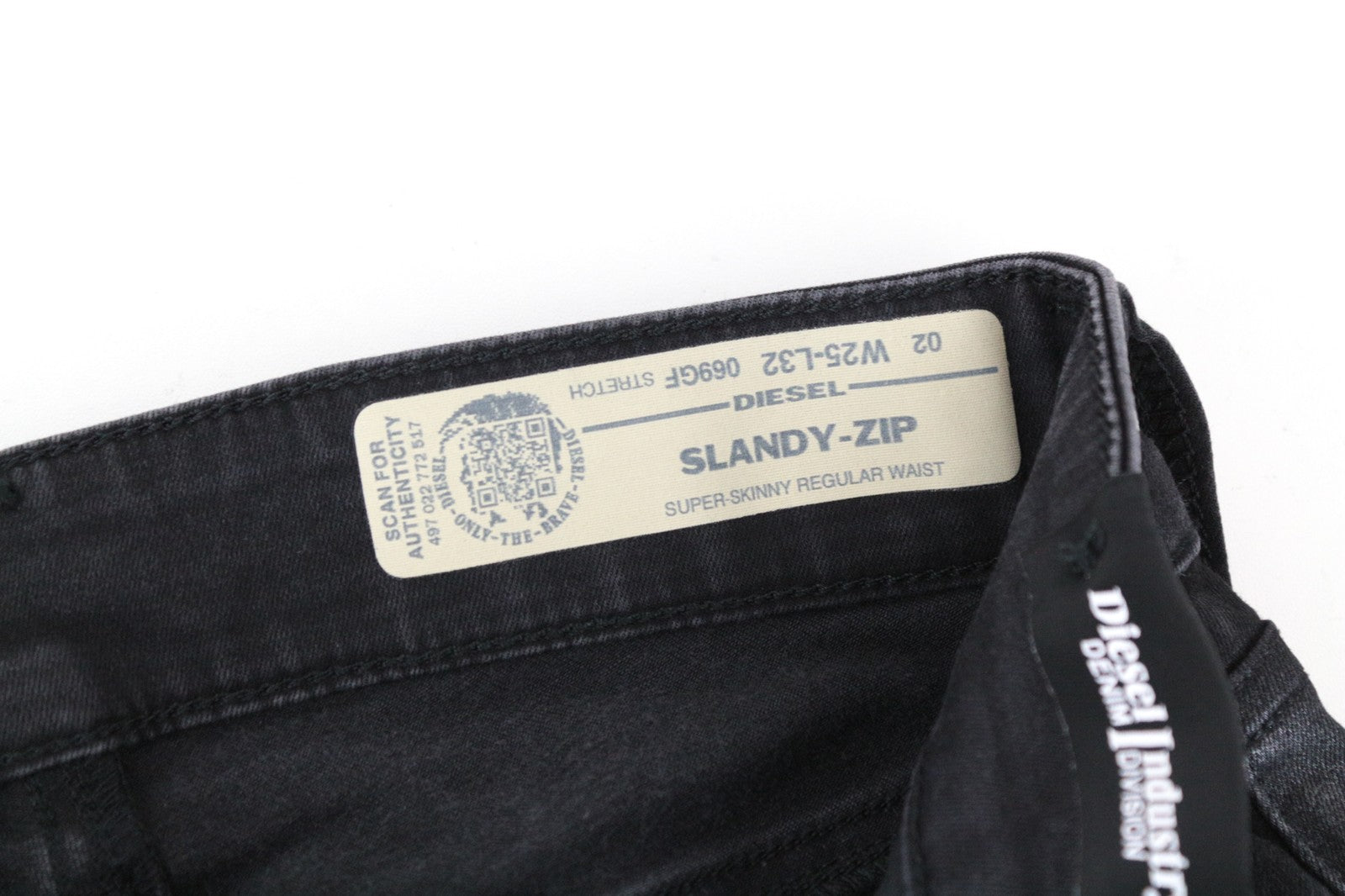 DIESEL Slandy-Zip 069GF Women's Jeans W25/L32 Coated Denim Mid-Rise Super Skinny